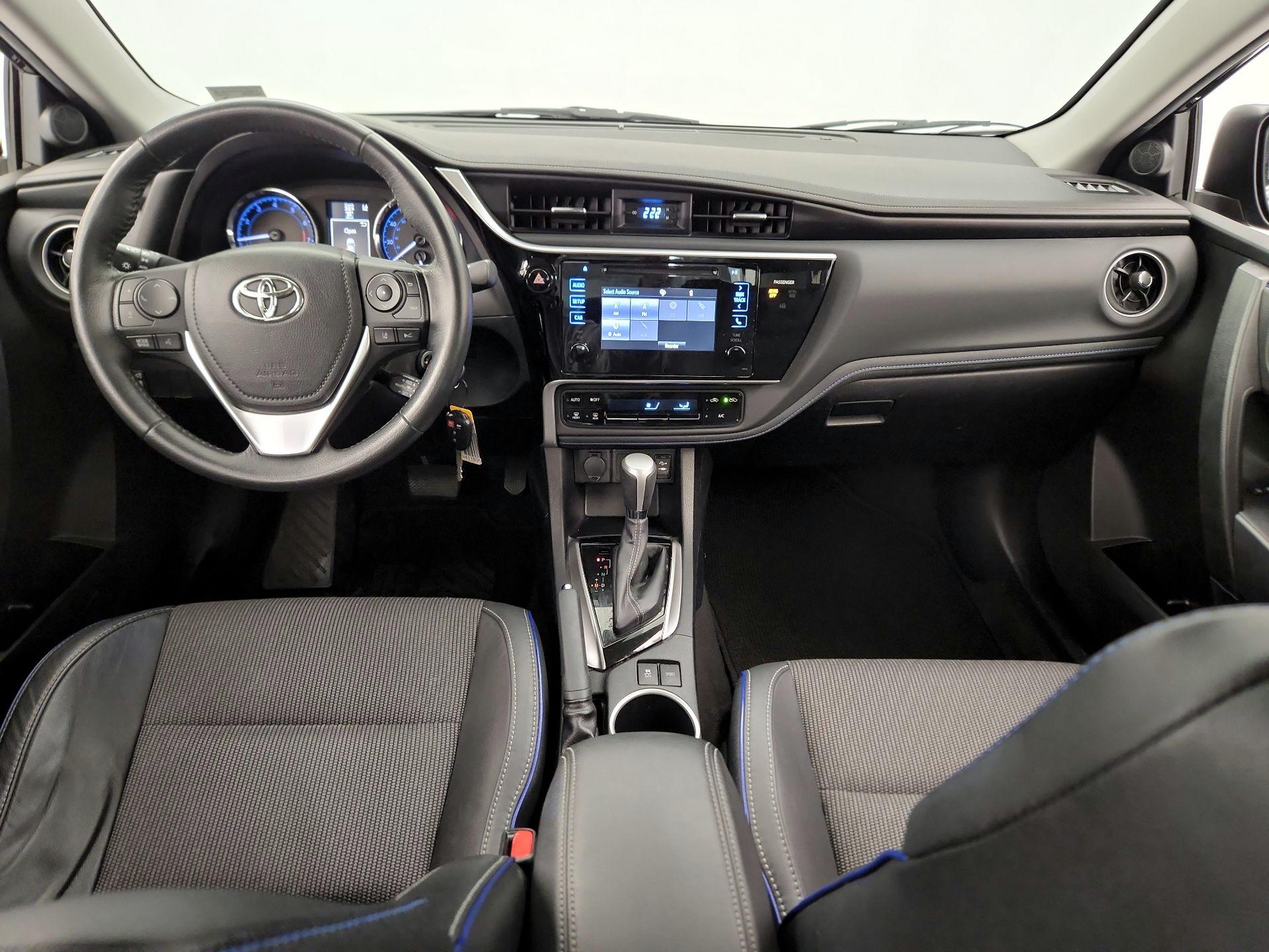 Thumbnail: 2017 Toyota Corolla - 9