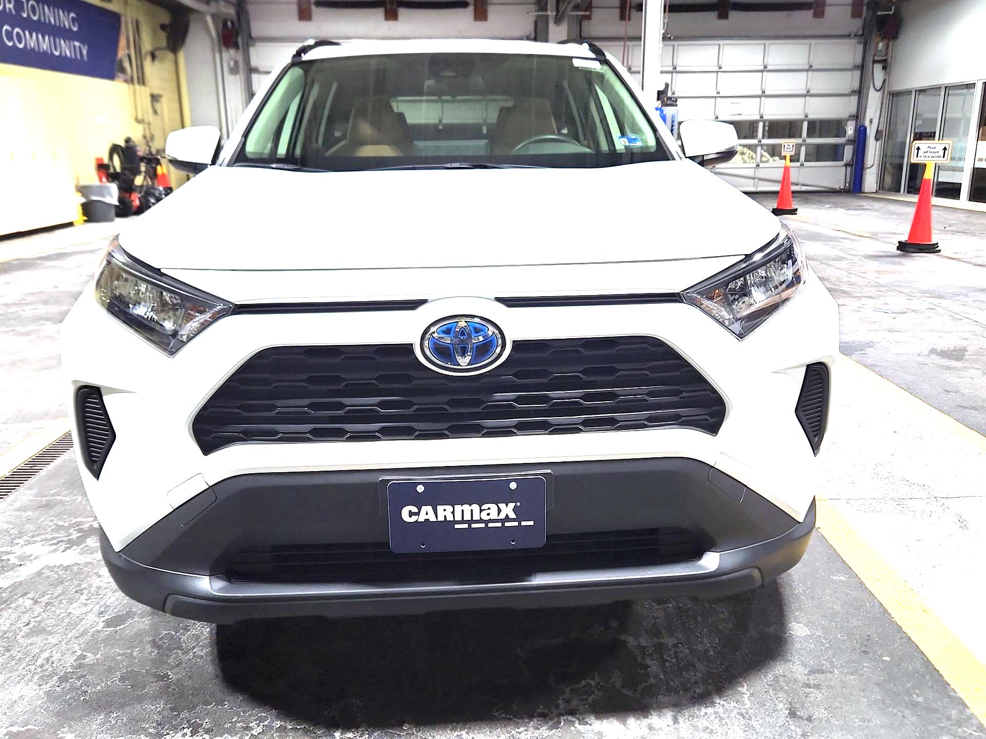 Thumbnail: 2022 Toyota RAV4 - 2