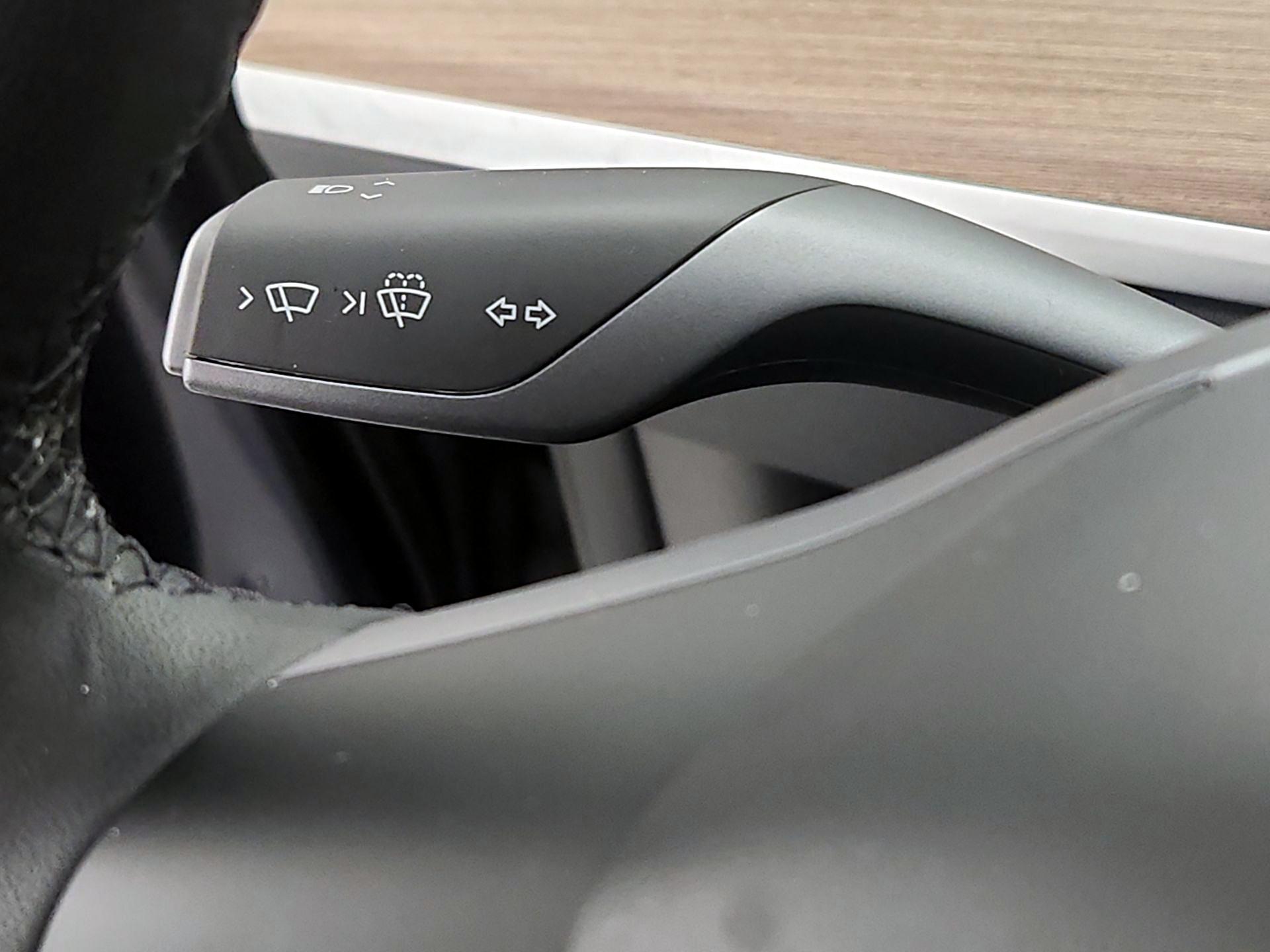 Thumbnail: 2023 Tesla Model 3 - 13