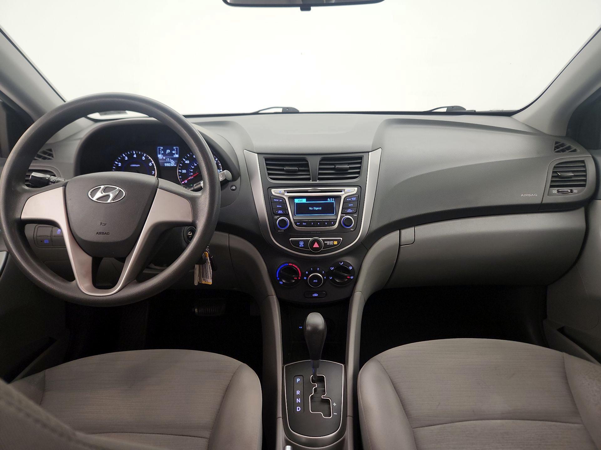 Thumbnail: 2016 Hyundai Accent - 9