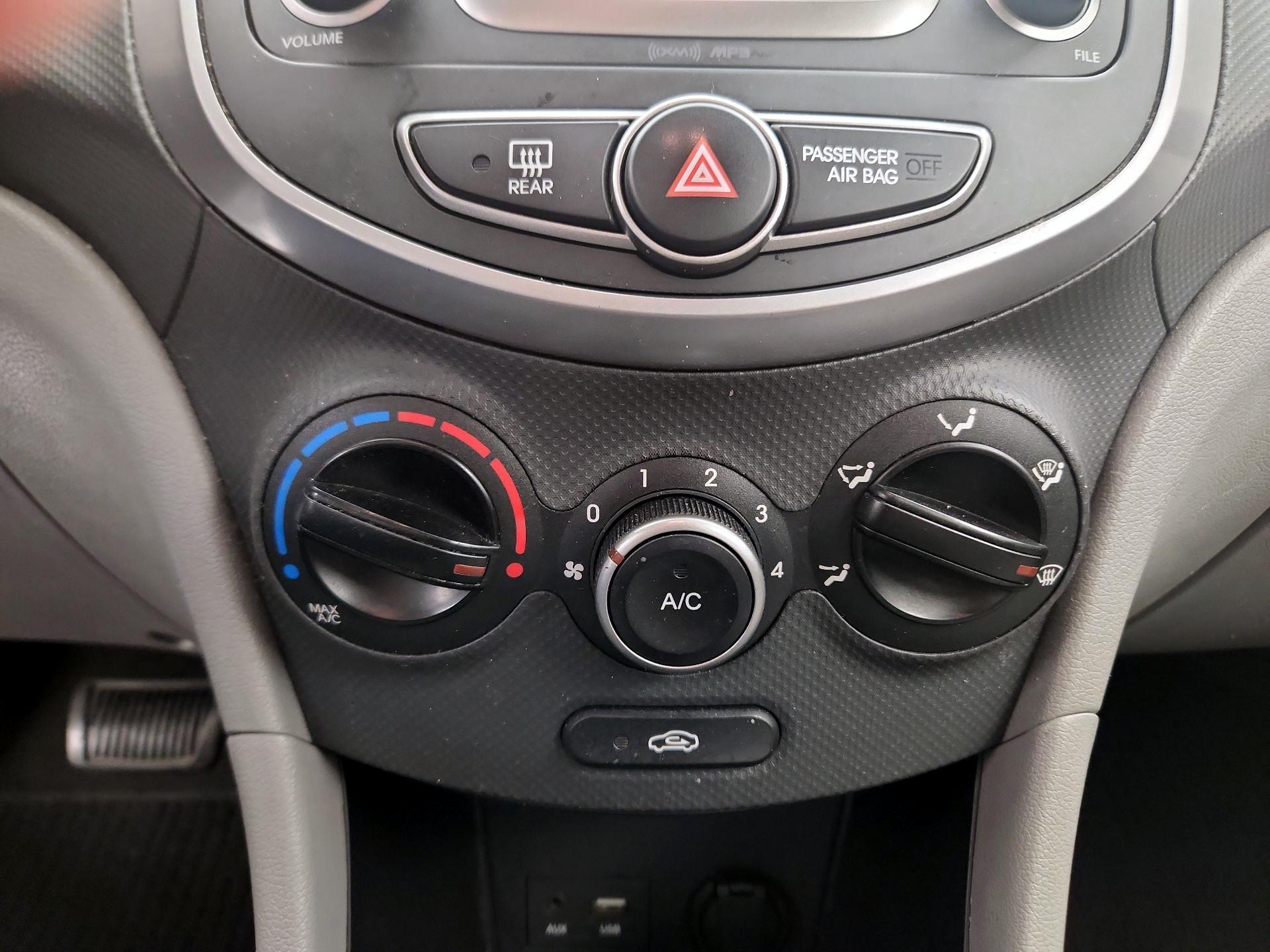 Thumbnail: 2016 Hyundai Accent - 15