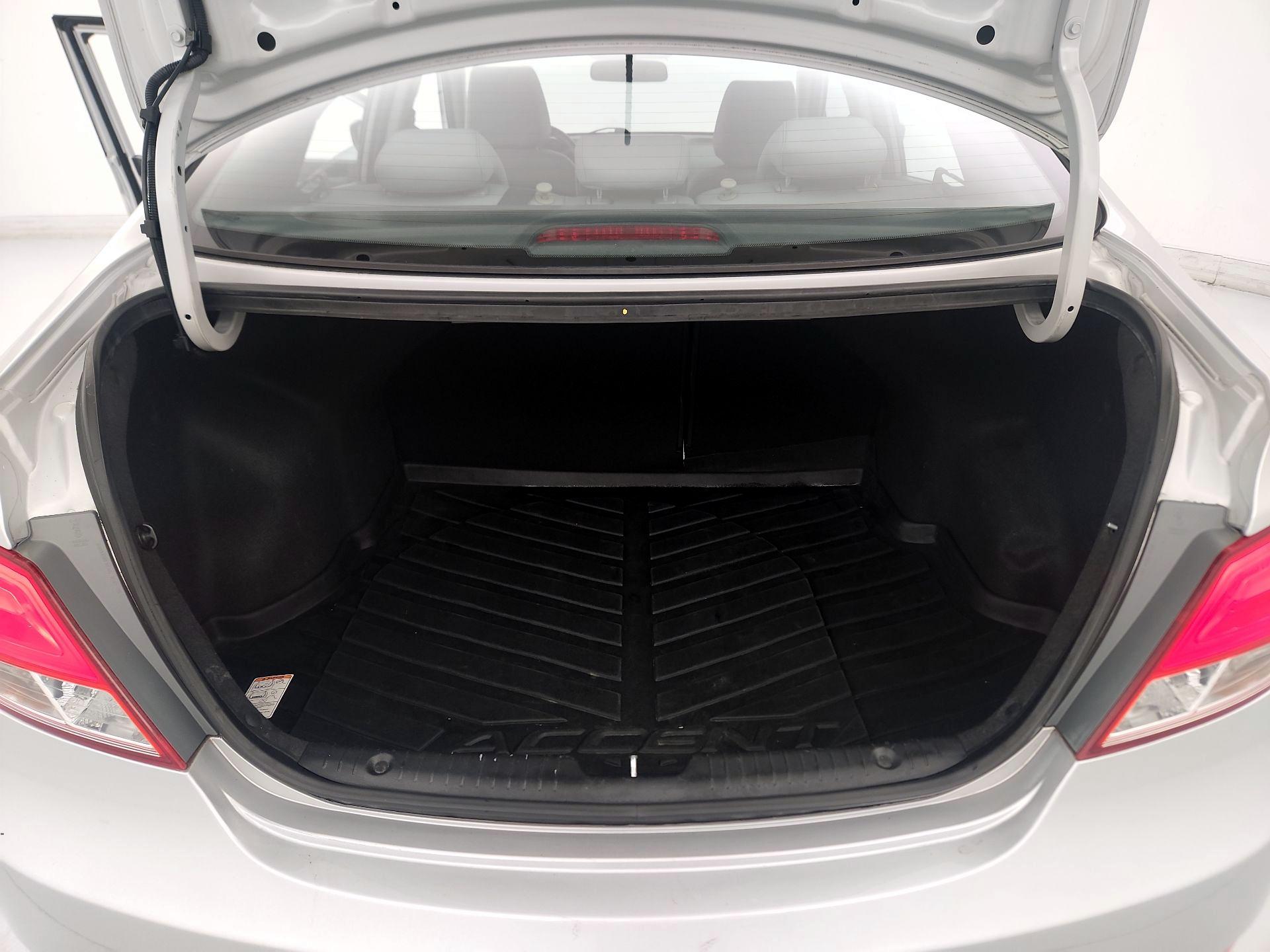 Thumbnail: 2016 Hyundai Accent - 19