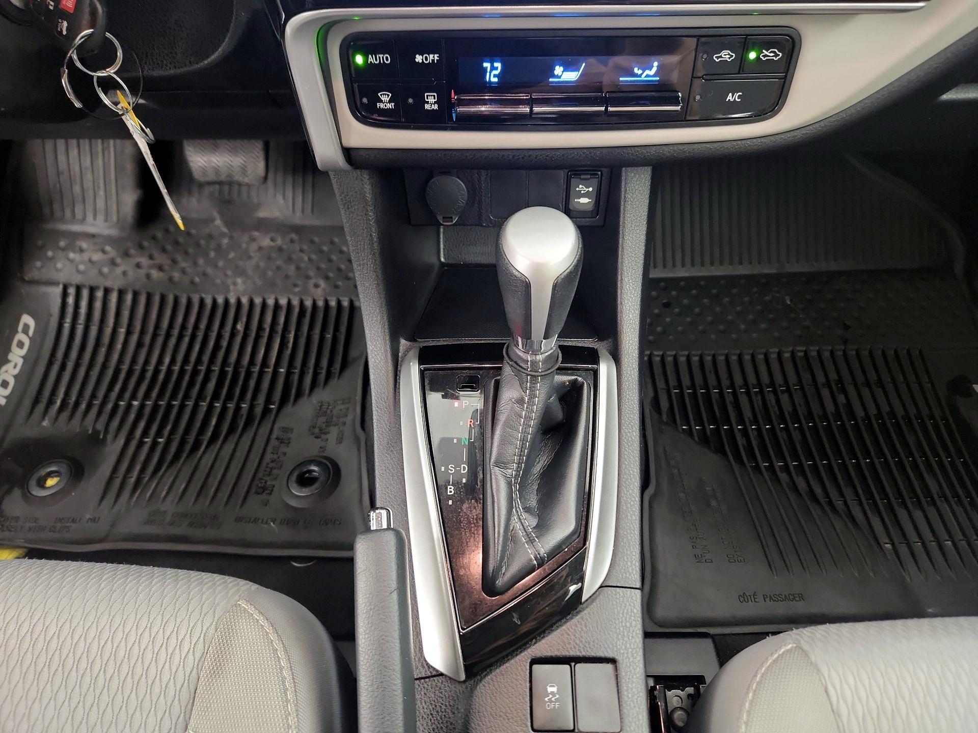 Thumbnail: 2019 Toyota Corolla - 17