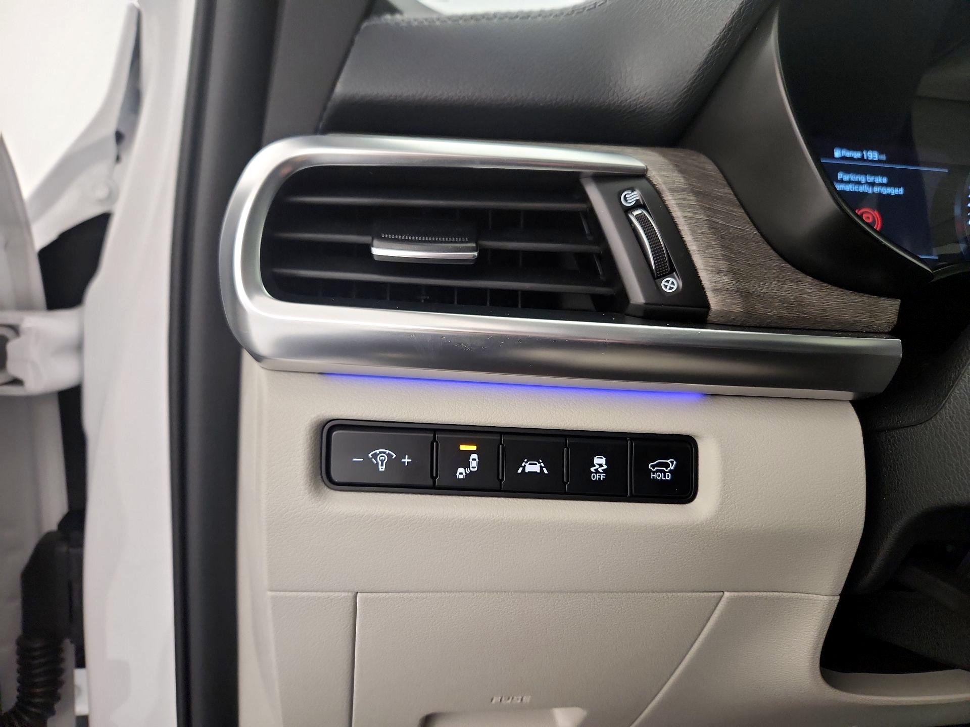 Thumbnail: 2022 Kia Telluride - 13