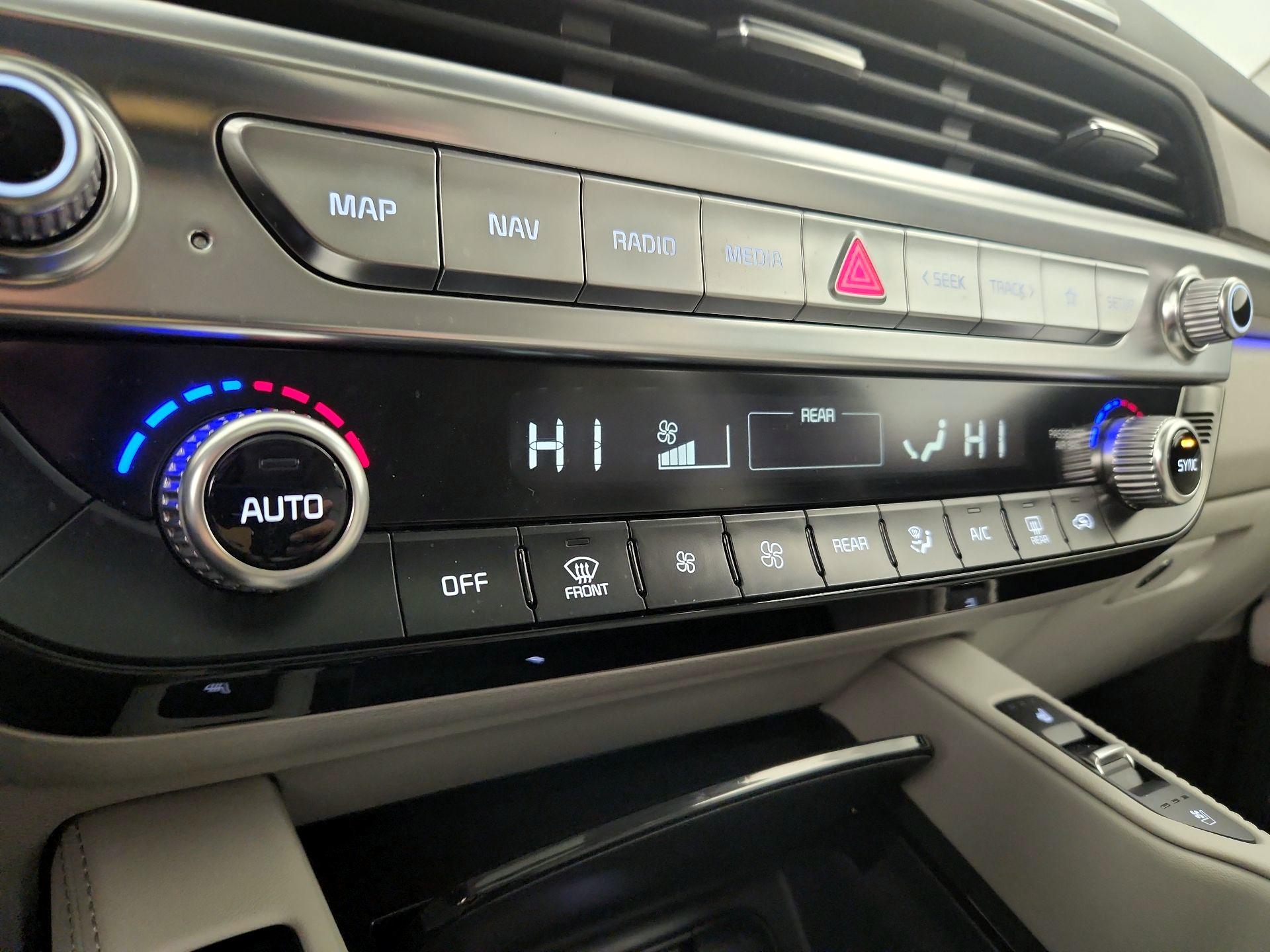 Thumbnail: 2022 Kia Telluride - 17