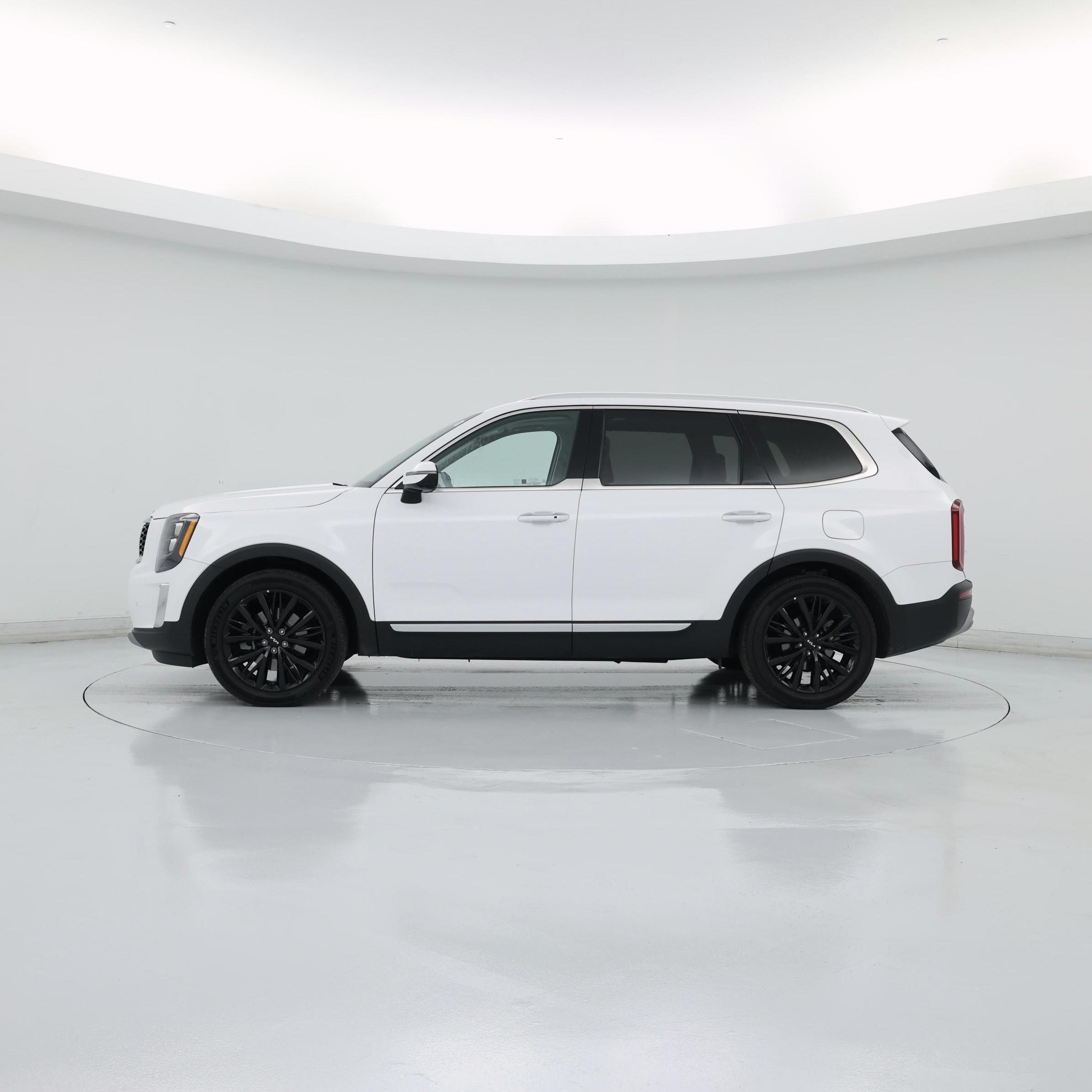 Thumbnail: 2022 Kia Telluride - 3