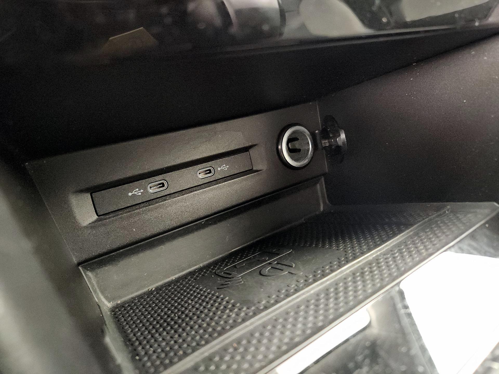 Thumbnail: 2023 Volkswagen Taos - 19