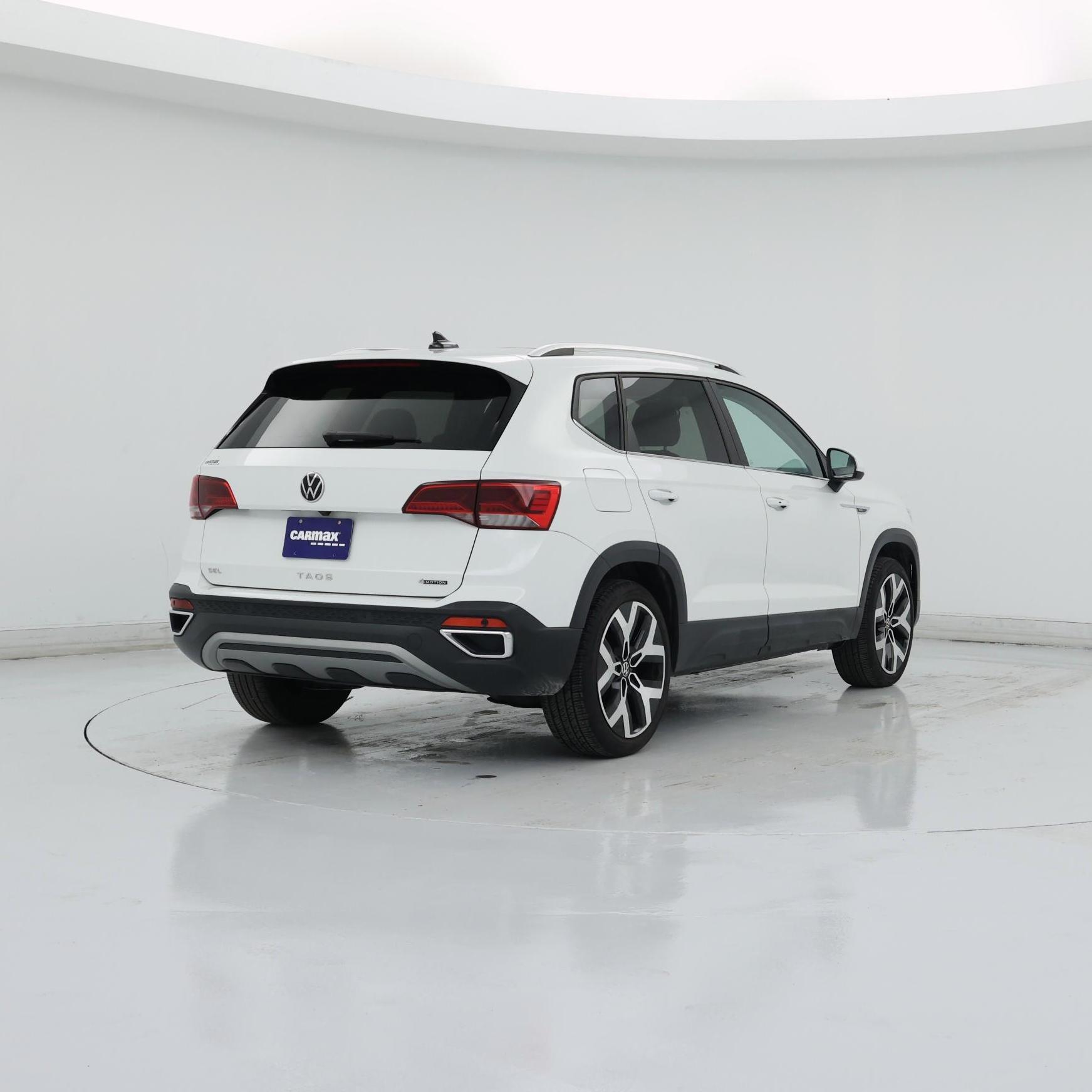 Thumbnail: 2023 Volkswagen Taos - 8