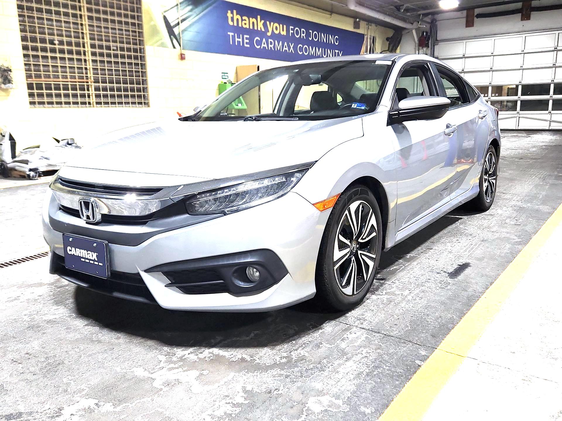 Thumbnail: 2018 Honda Civic - 3