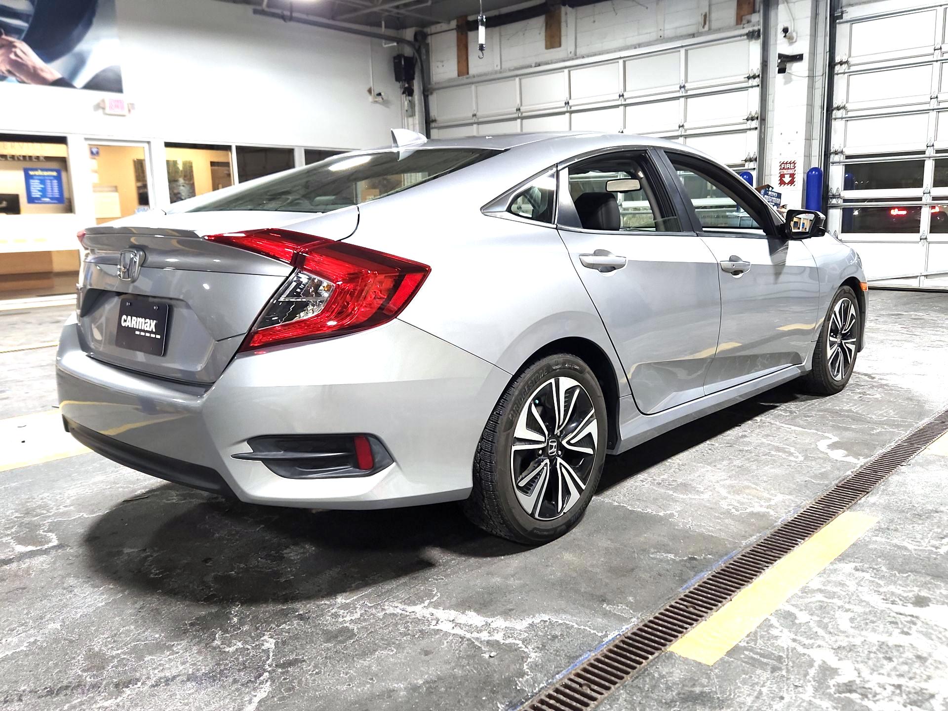 Thumbnail: 2018 Honda Civic - 5