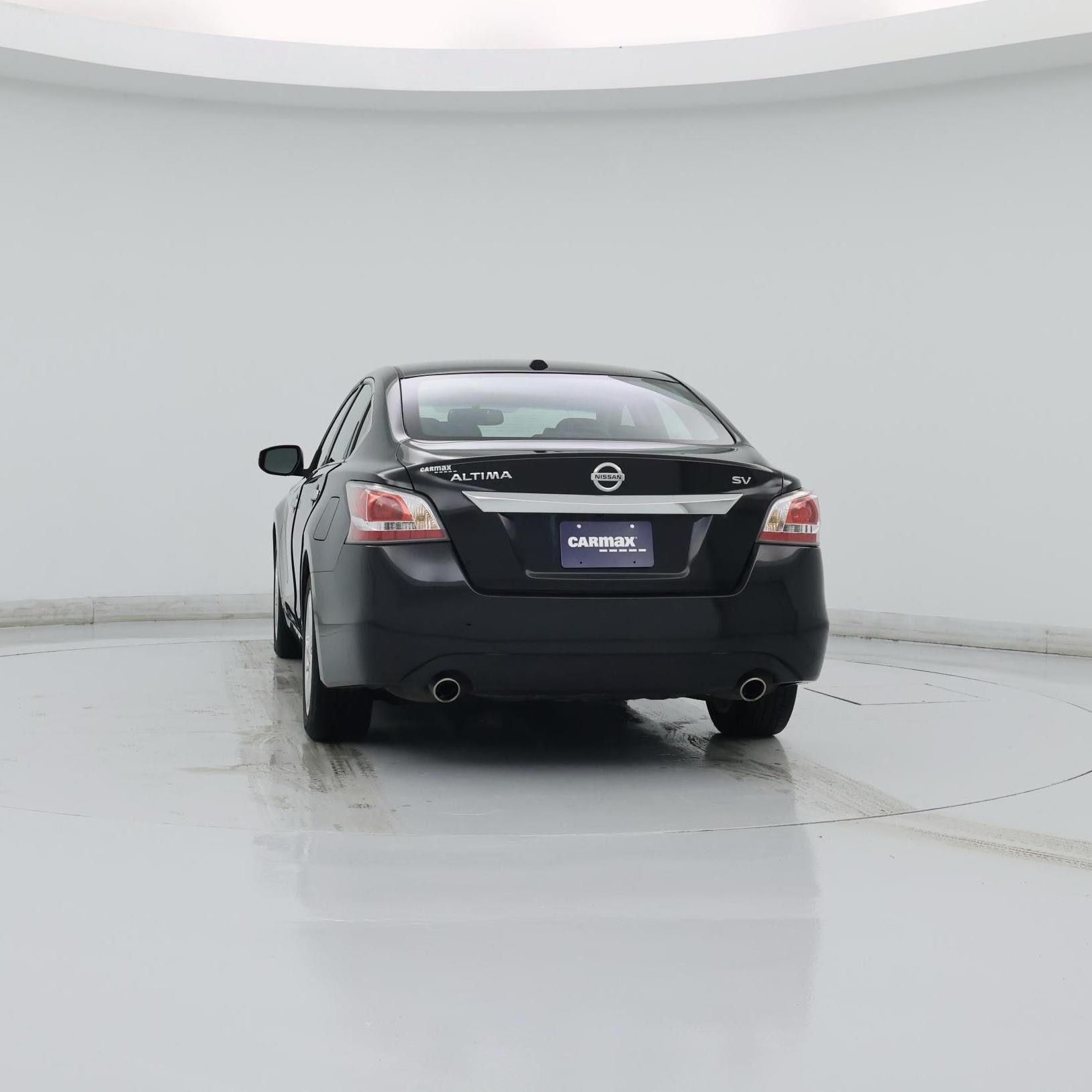 Thumbnail: 2015 Nissan Altima - 6