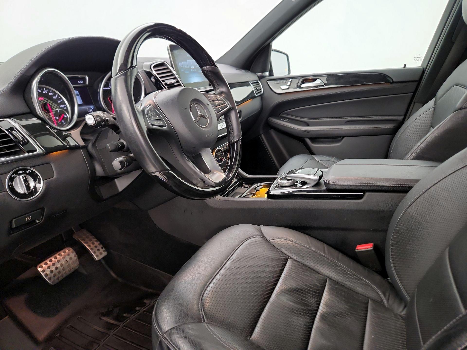 Thumbnail: 2018 Mercedes-Benz GLE - 11