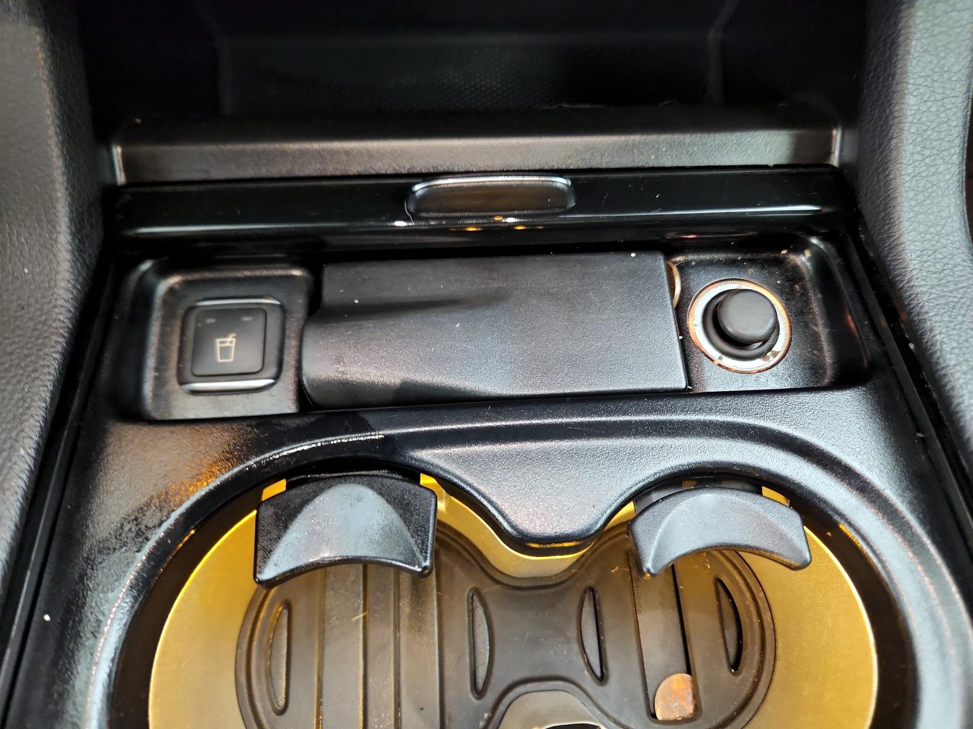 Thumbnail: 2018 Mercedes-Benz GLE - 18