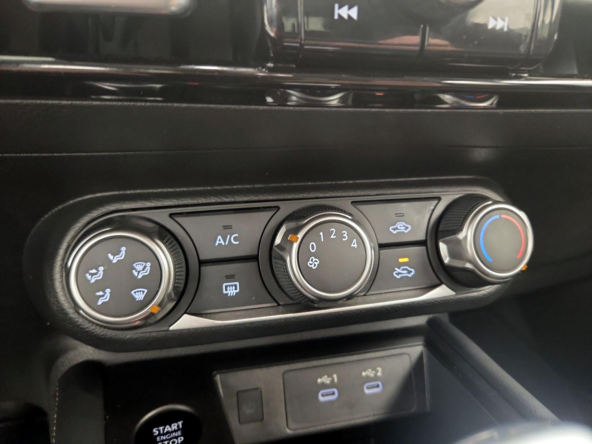 Thumbnail: 2025 Nissan Kicks - 15