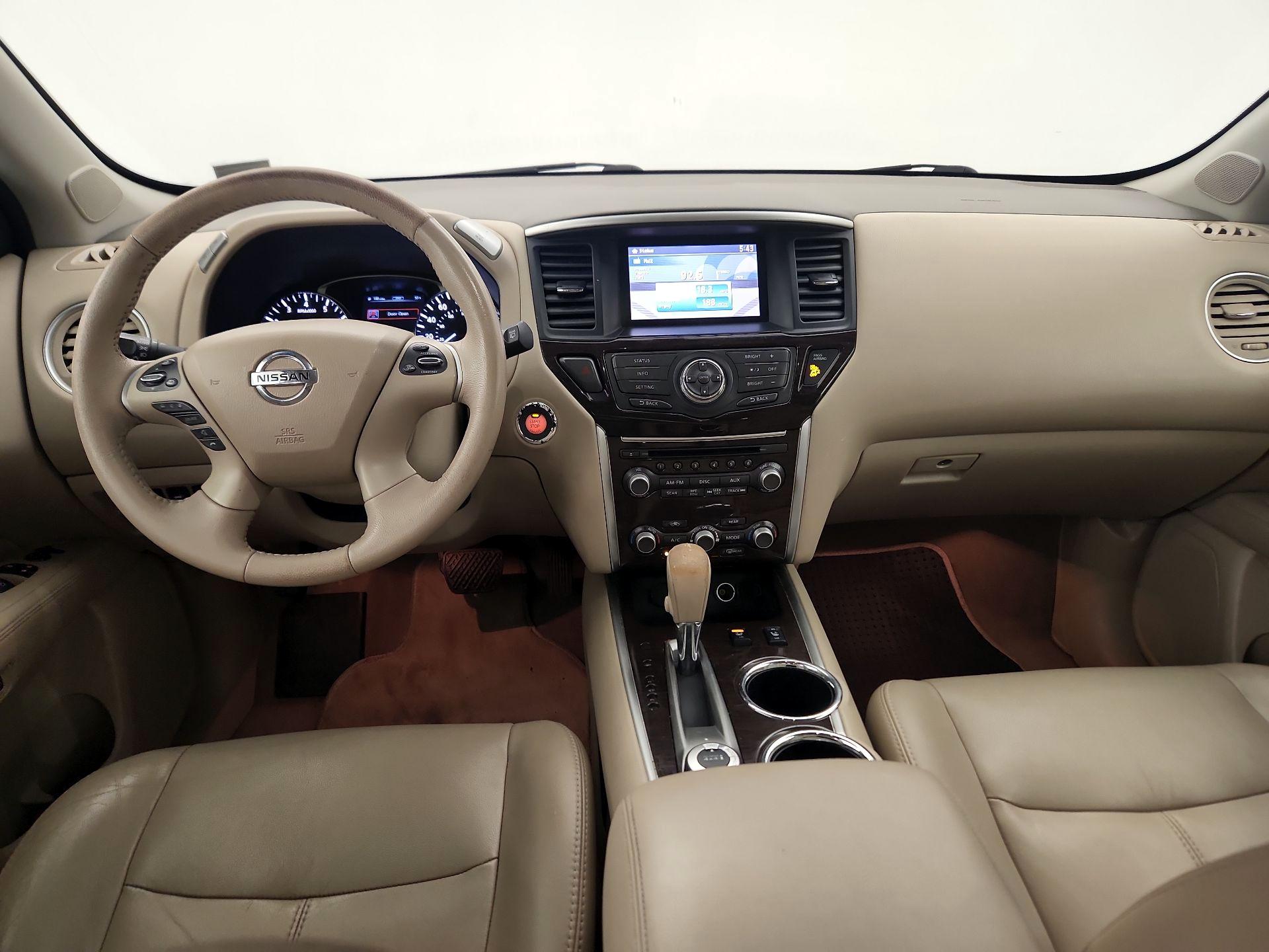 Thumbnail: 2014 Nissan Pathfinder - 9