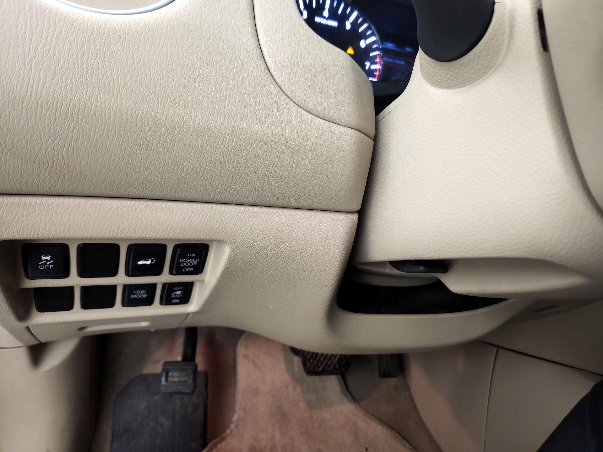 Thumbnail: 2014 Nissan Pathfinder - 13