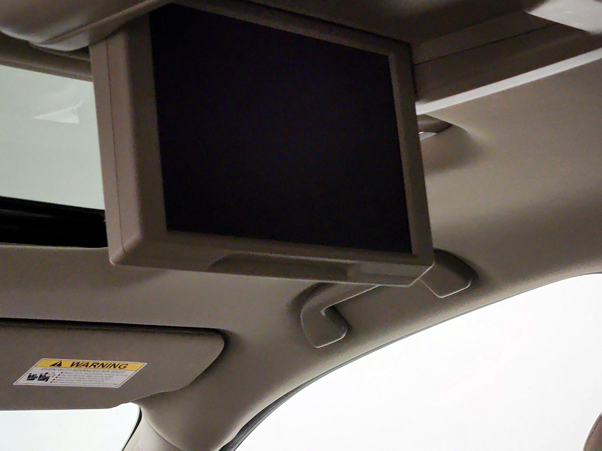 Thumbnail: 2017 Honda Pilot - 11