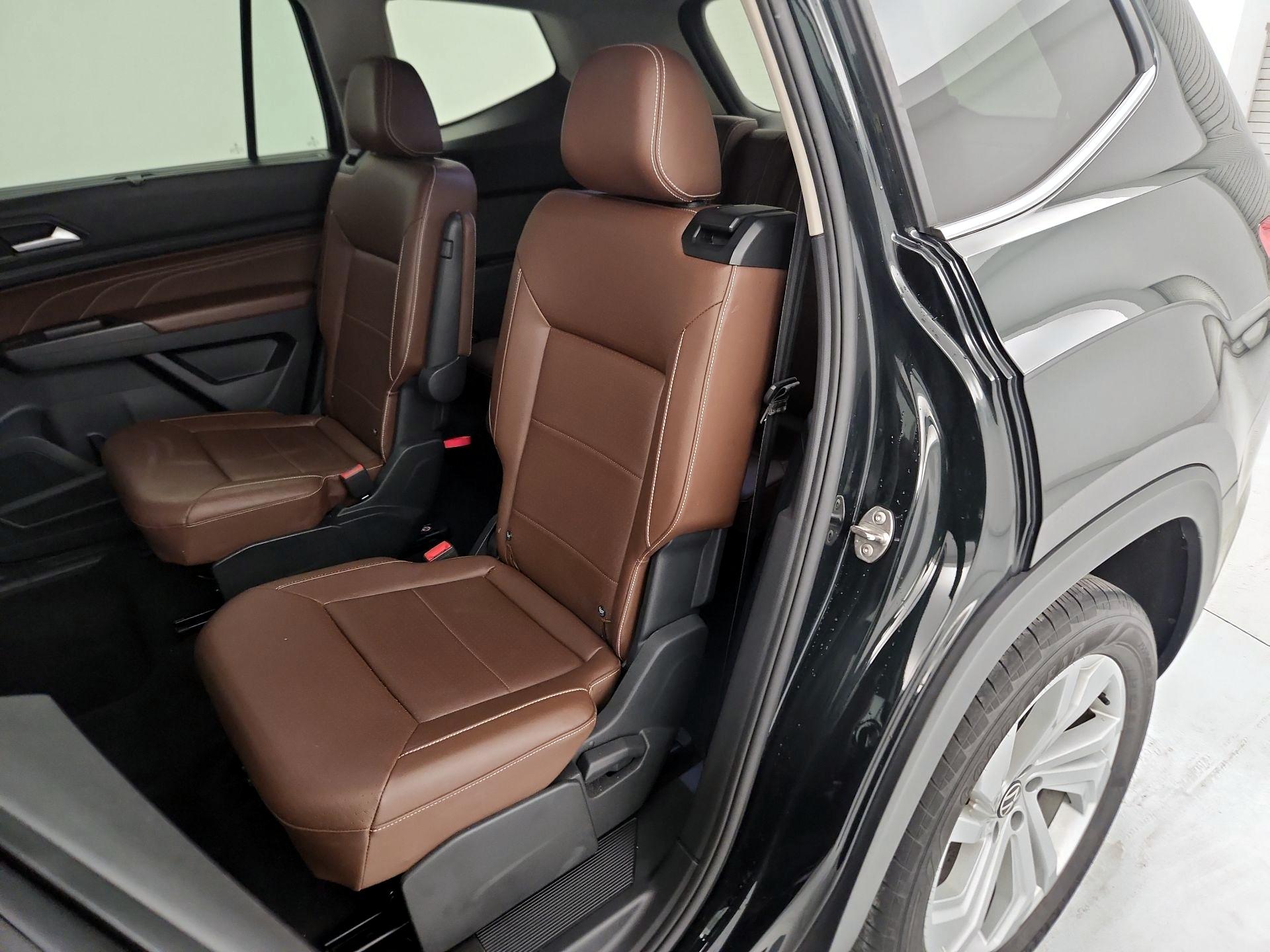 Thumbnail: 2022 Volkswagen Atlas - 20