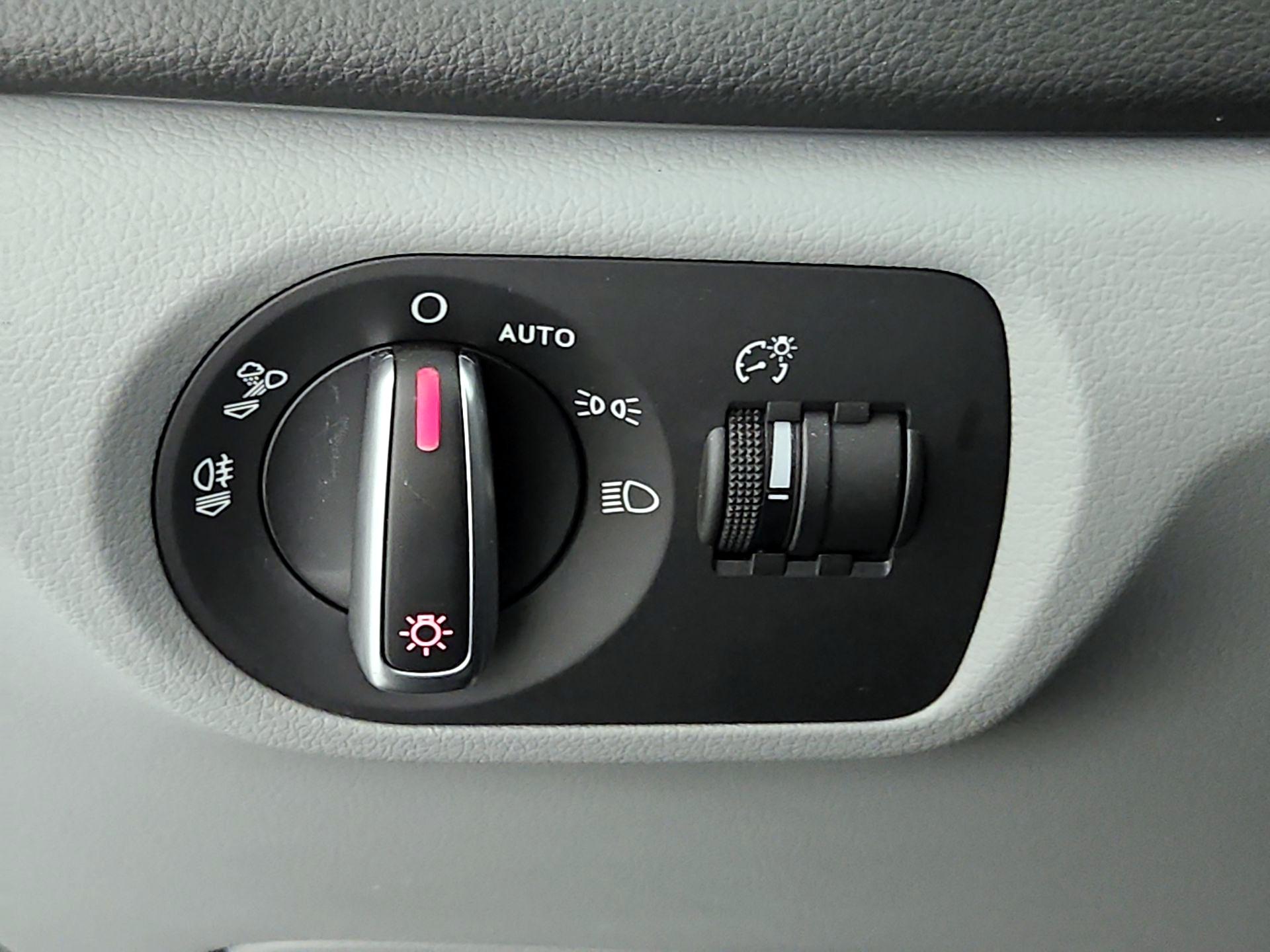 Thumbnail: 2018 Audi Q3 - 13