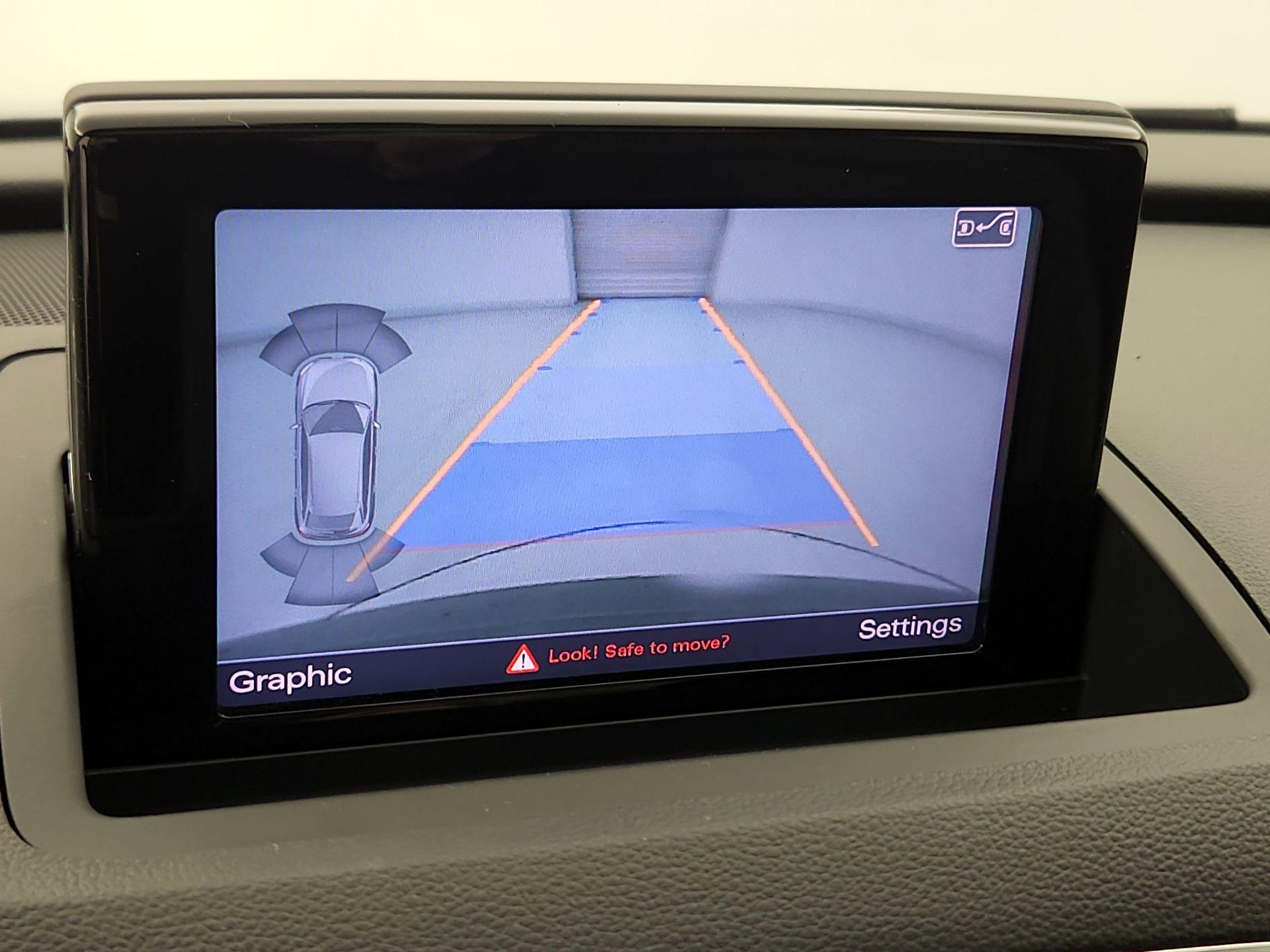 Thumbnail: 2018 Audi Q3 - 15