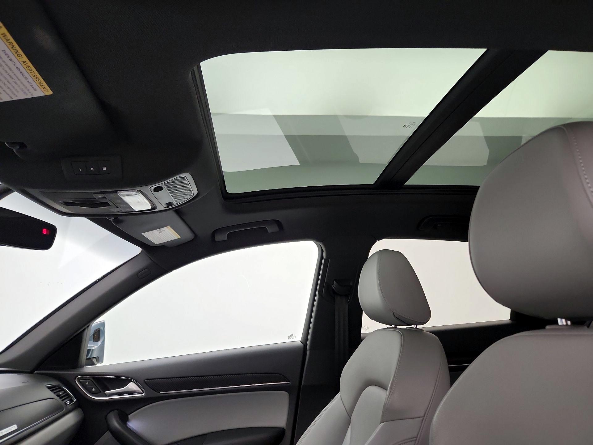 Thumbnail: 2018 Audi Q3 - 19