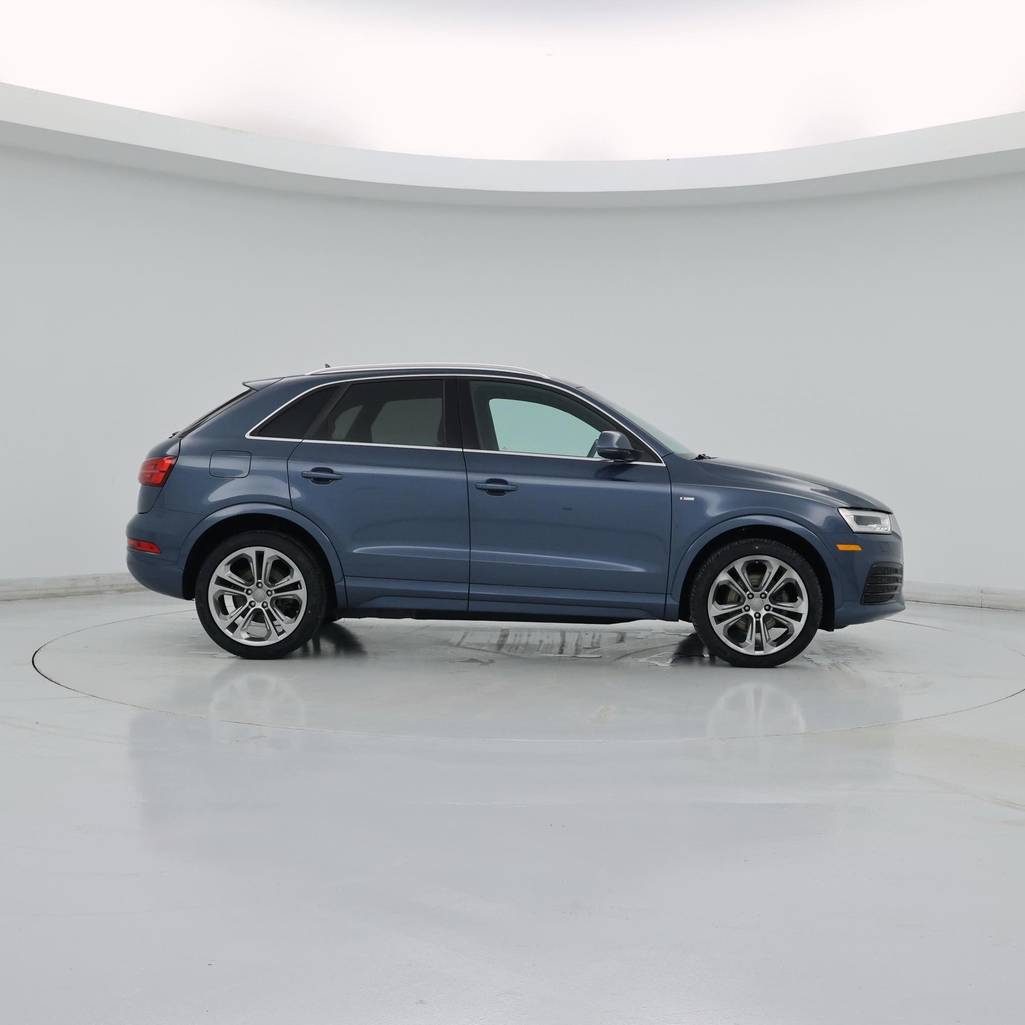 Thumbnail: 2018 Audi Q3 - 7