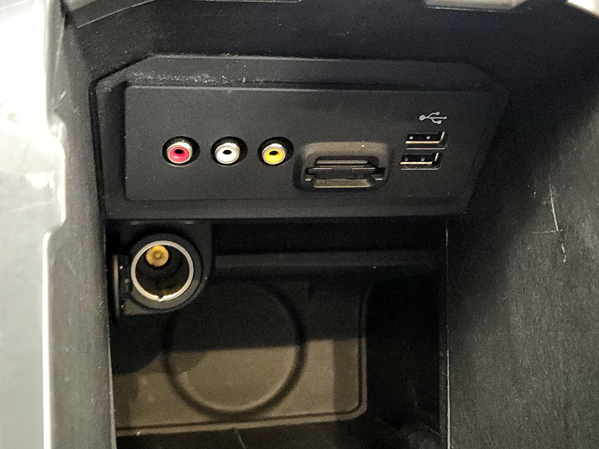 Thumbnail: 2015 Ford Escape - 19