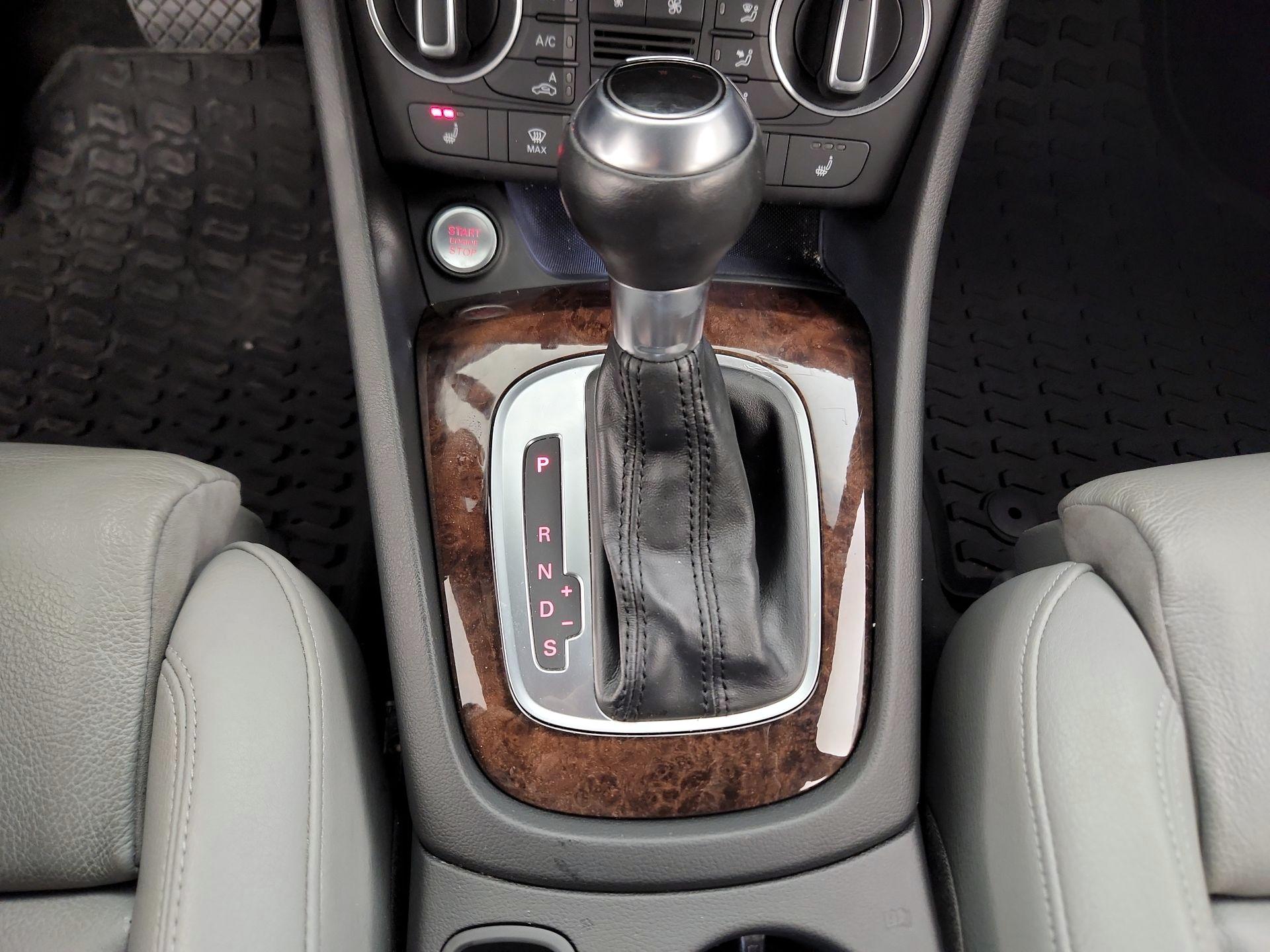 Thumbnail: 2023 Acura MDX - 17