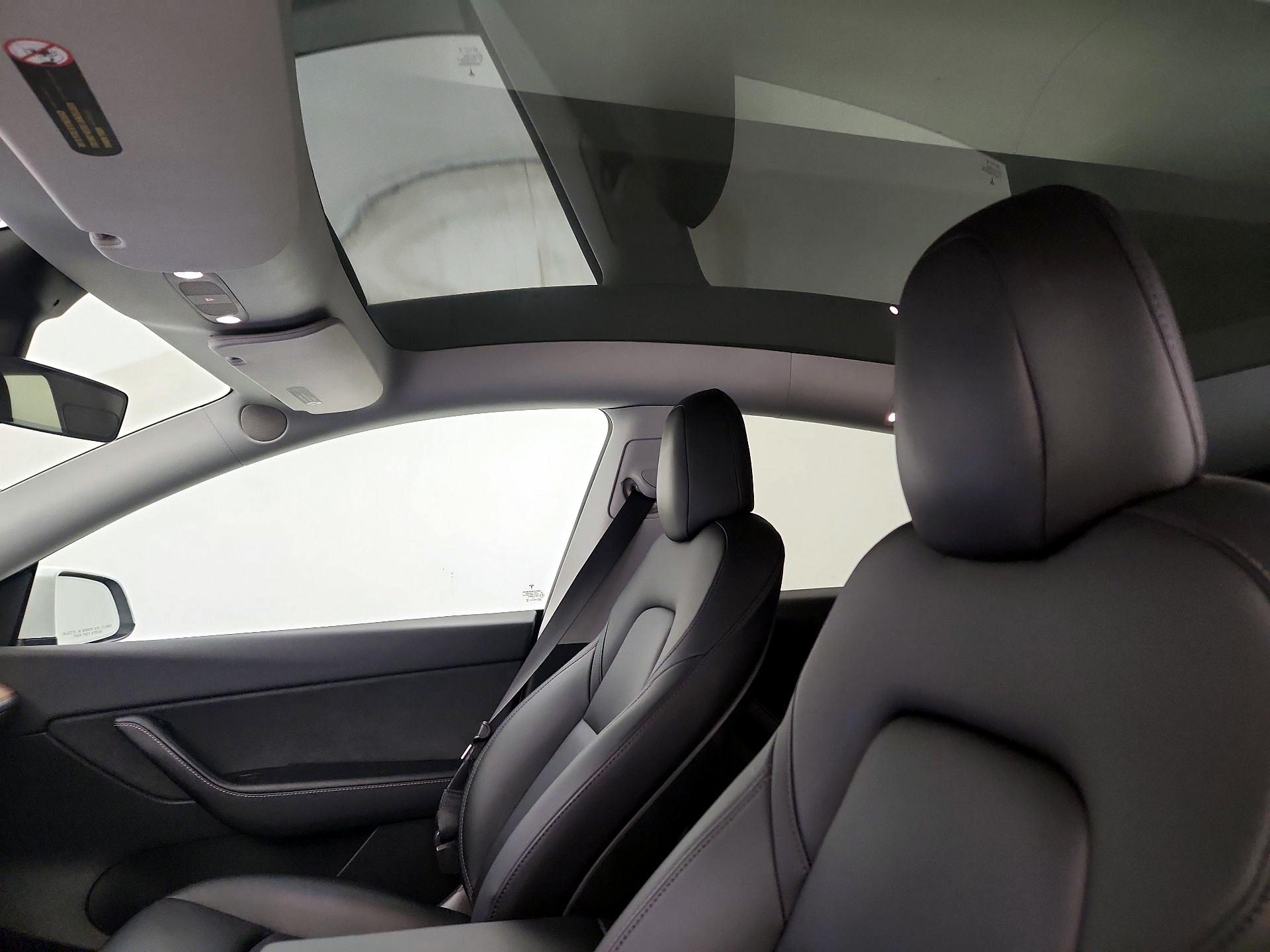 Thumbnail: 2021 Tesla Model Y - 18