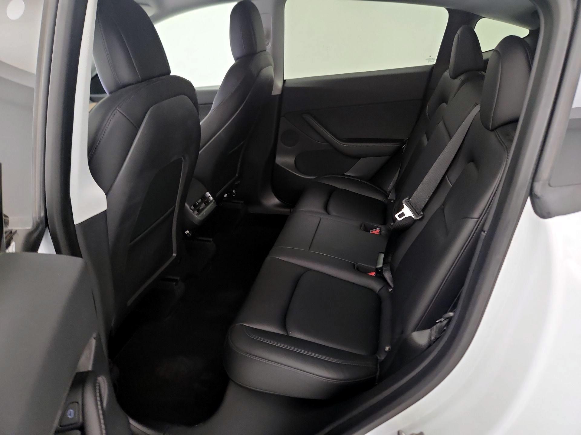 Thumbnail: 2021 Tesla Model Y - 19