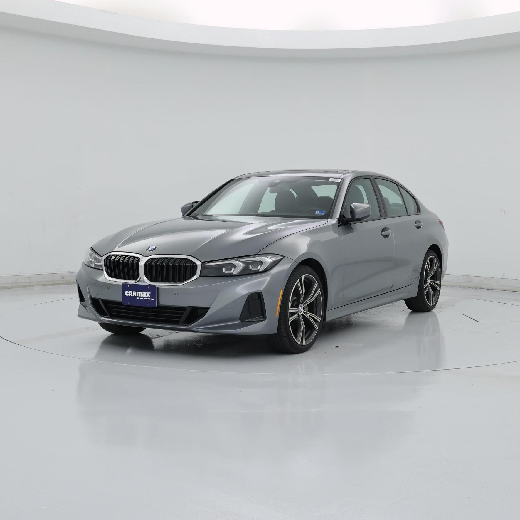 Thumbnail: 2023 BMW 3 Series - 4