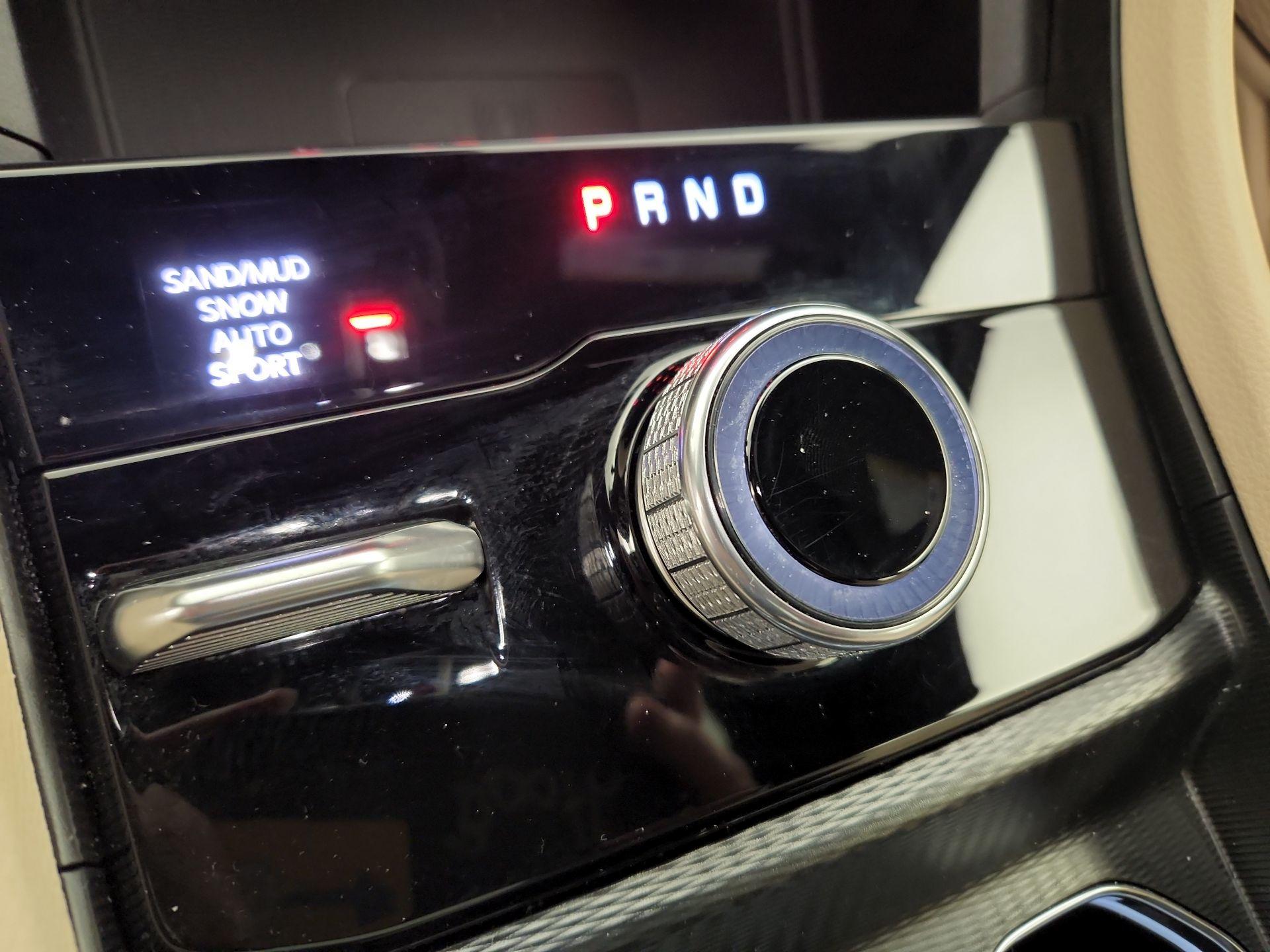 Thumbnail: 2024 Jeep Grand Cherokee - 18