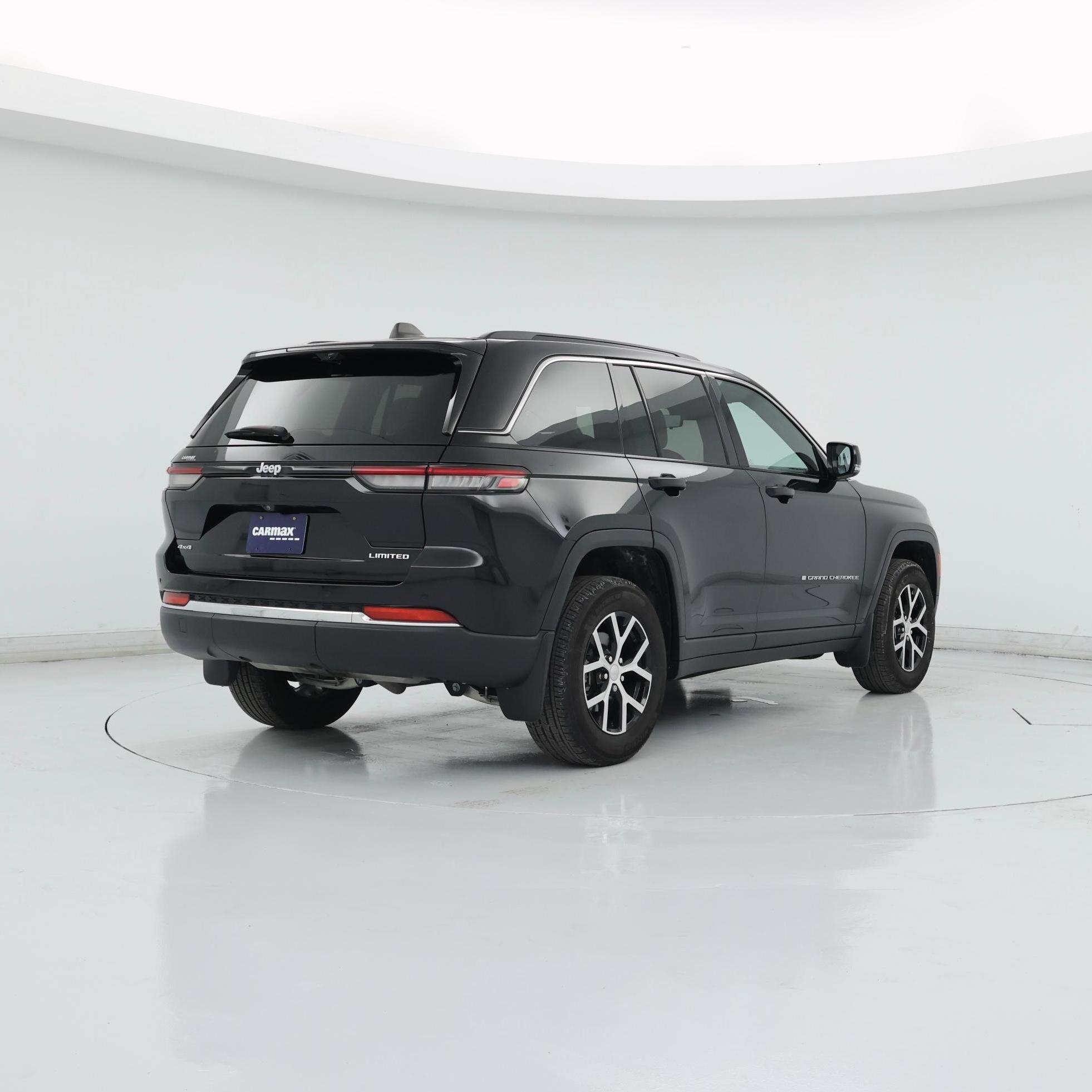 Thumbnail: 2024 Jeep Grand Cherokee - 8