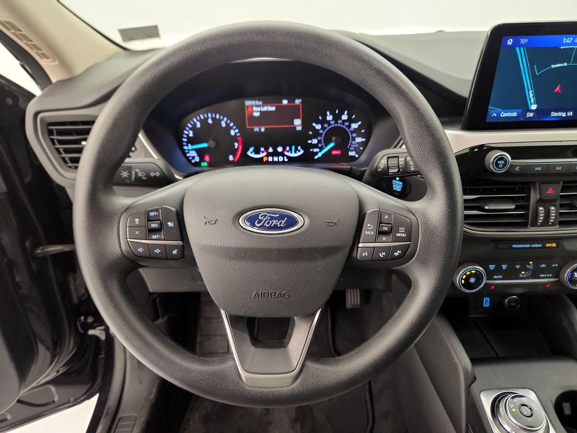 Thumbnail: 2020 Ford Escape - 10