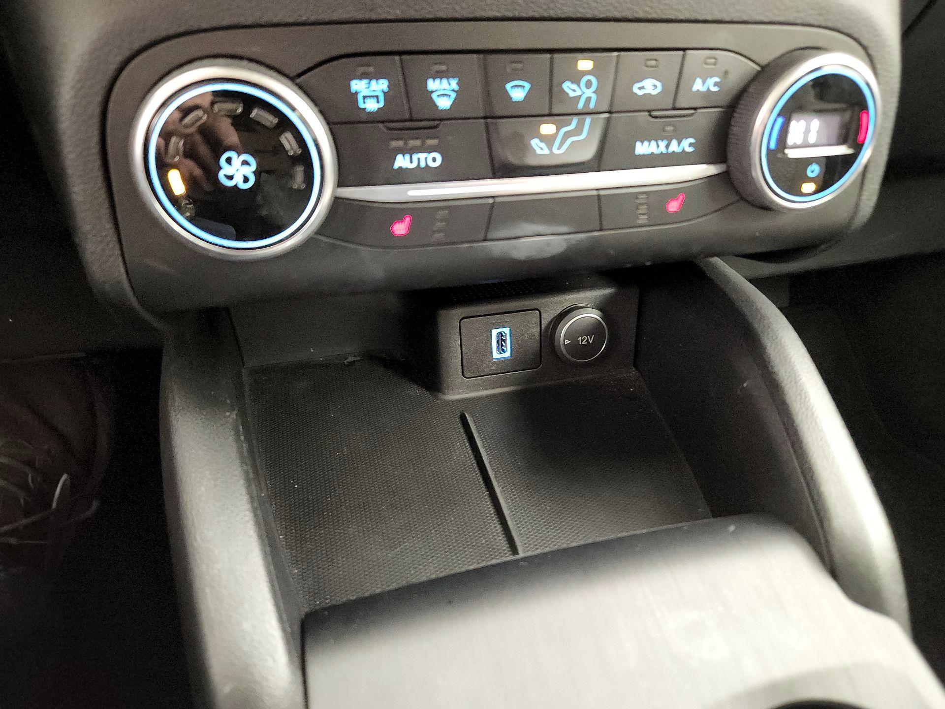 Thumbnail: 2020 Ford Escape - 17