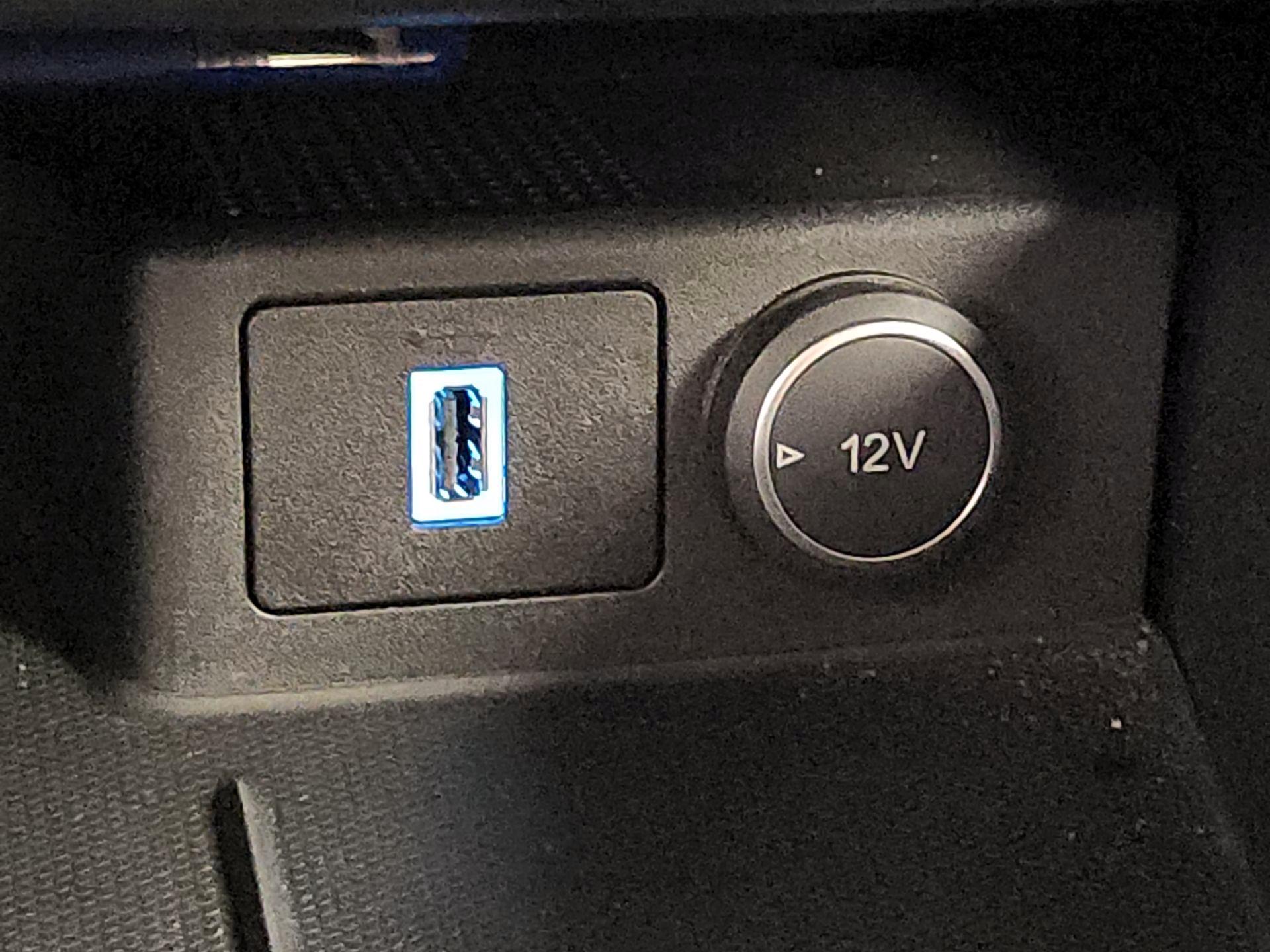 Thumbnail: 2020 Ford Escape - 19