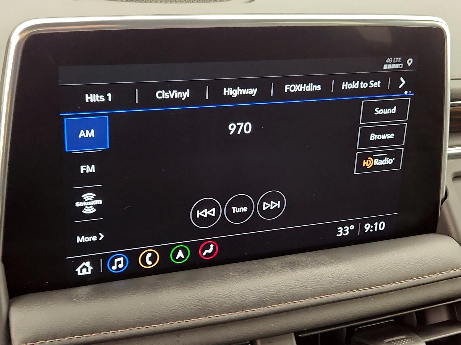 Thumbnail: 2021 Chevrolet Suburban - 17