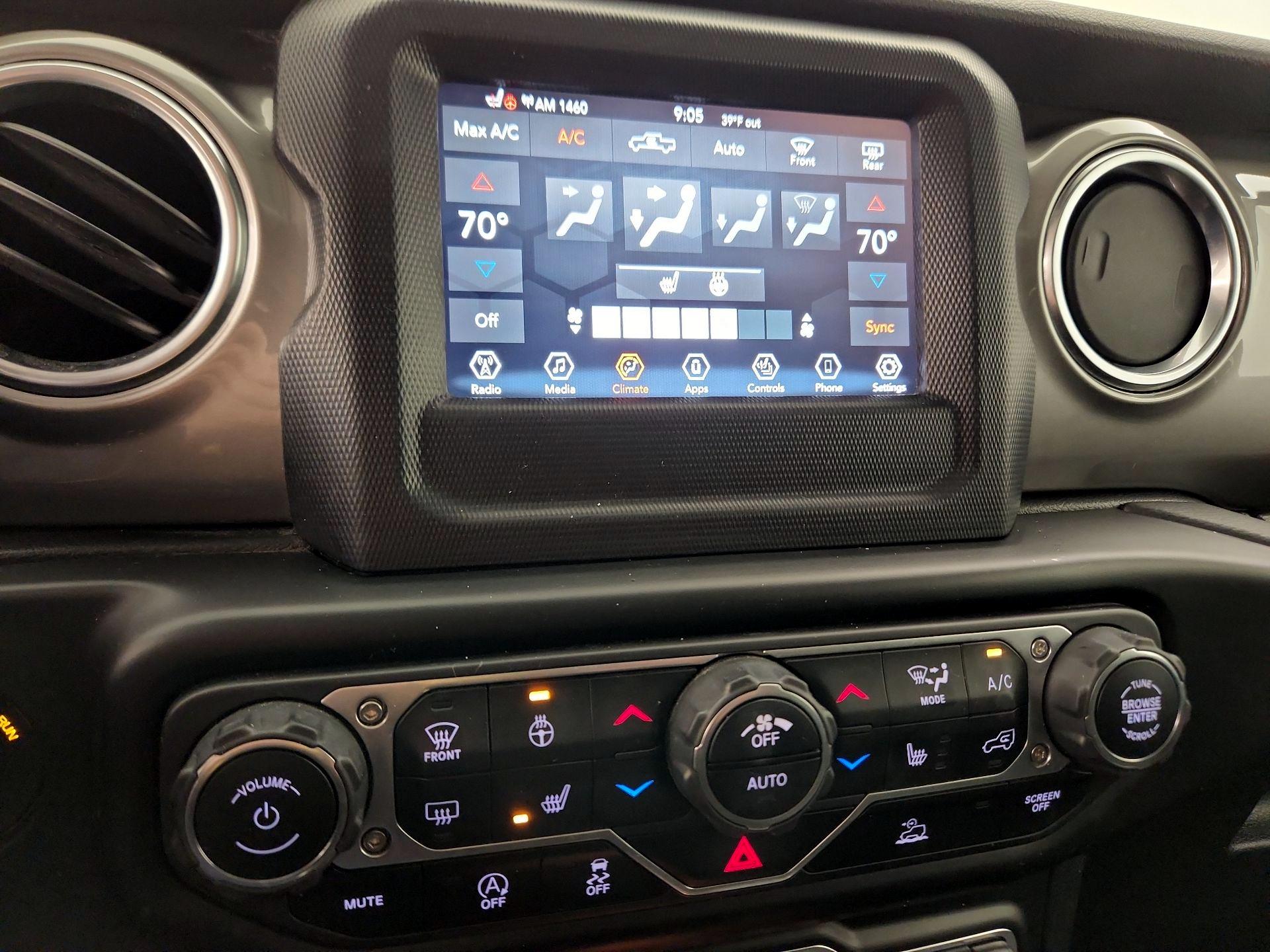 Thumbnail: 2020 Jeep Gladiator - 16