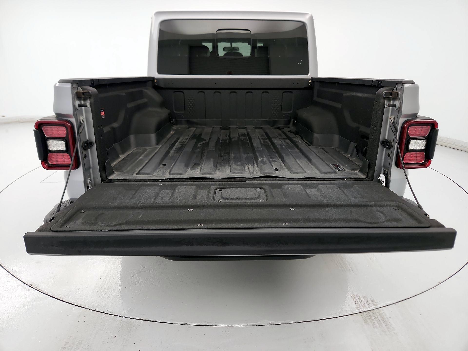 Thumbnail: 2020 Jeep Gladiator - 20