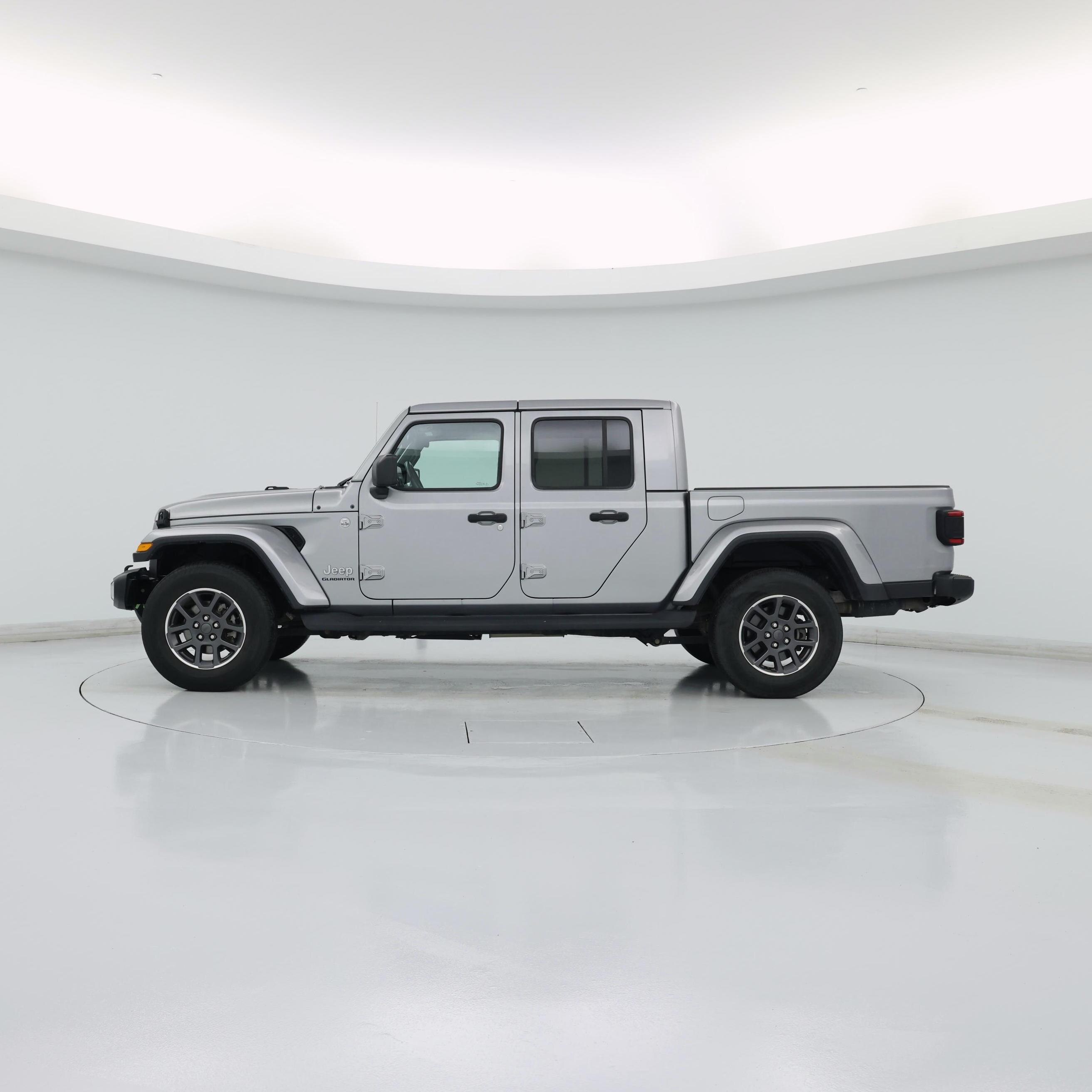 Thumbnail: 2020 Jeep Gladiator - 3