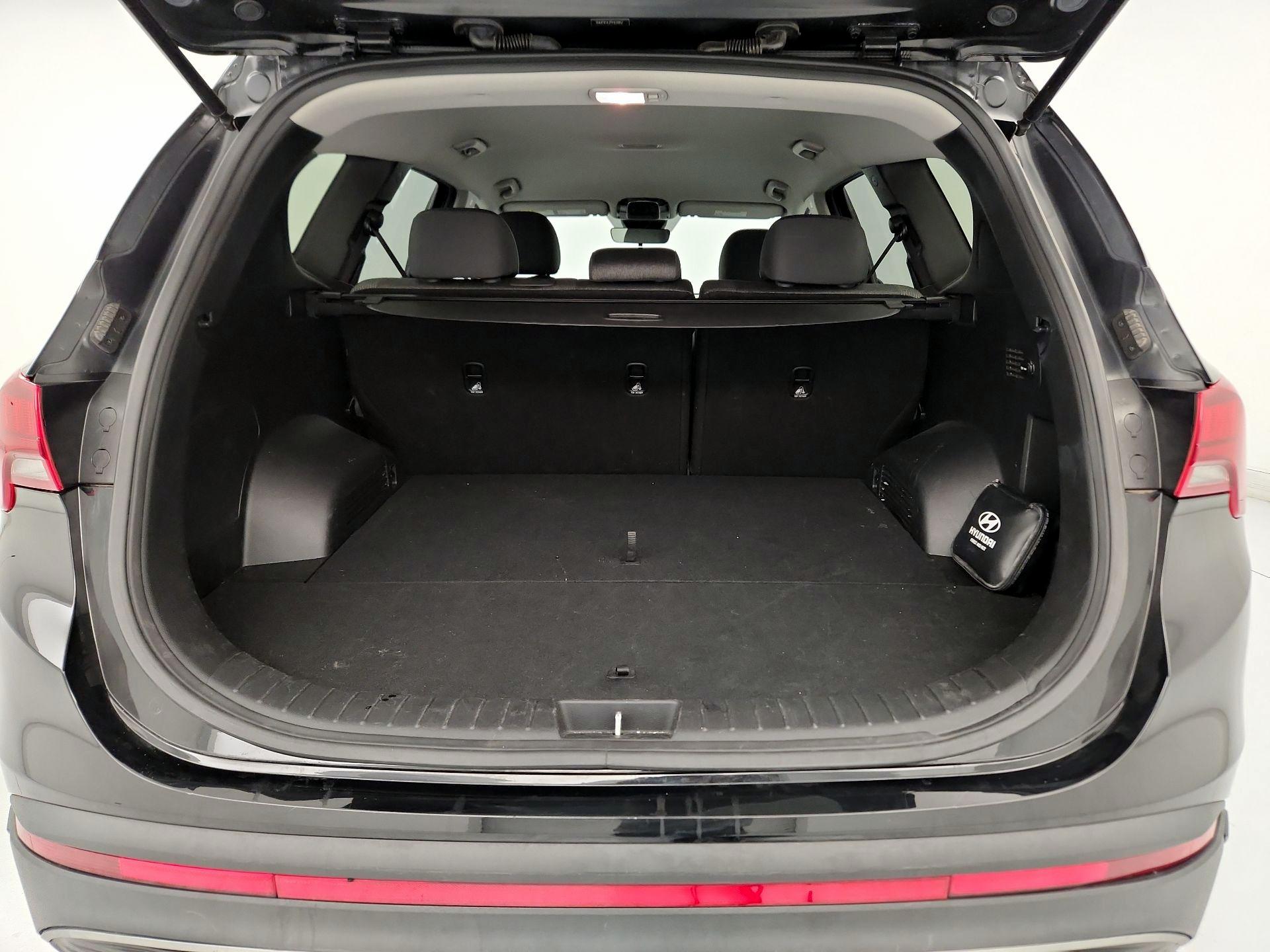 Thumbnail: 2023 Hyundai Santa Fe - 20