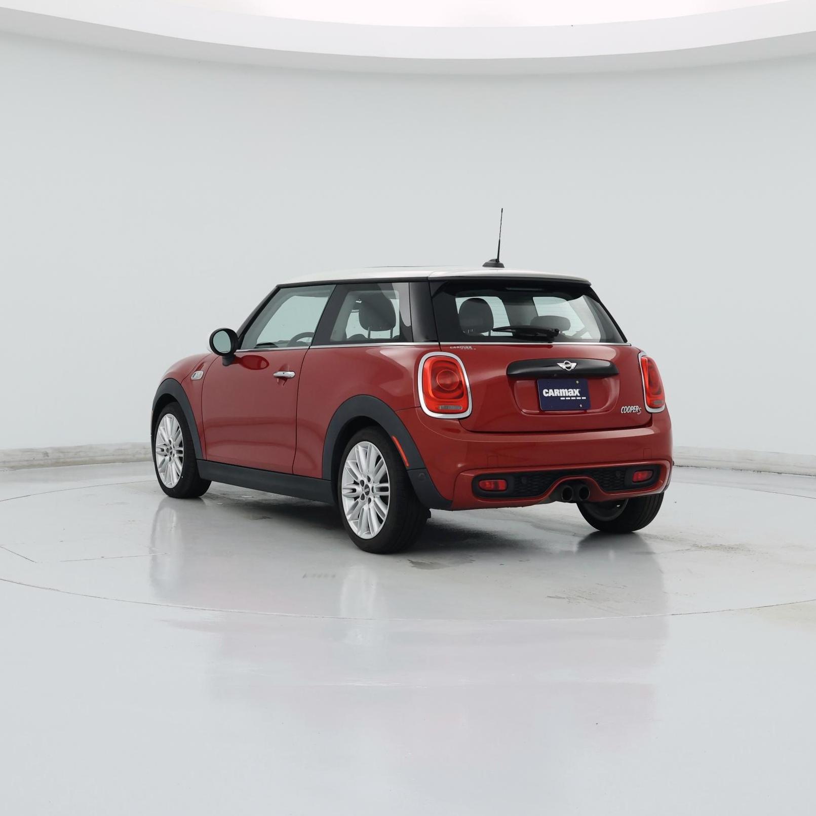 Thumbnail: 2017 MINI Cooper Hardtop - 2