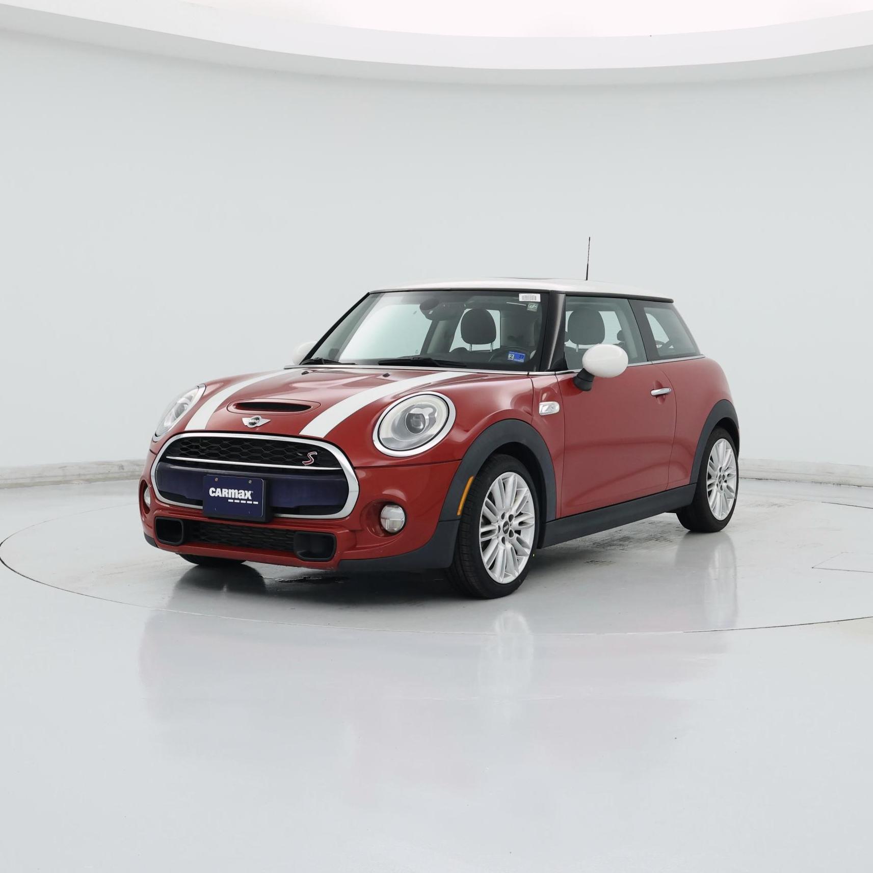 Thumbnail: 2017 MINI Cooper Hardtop - 4
