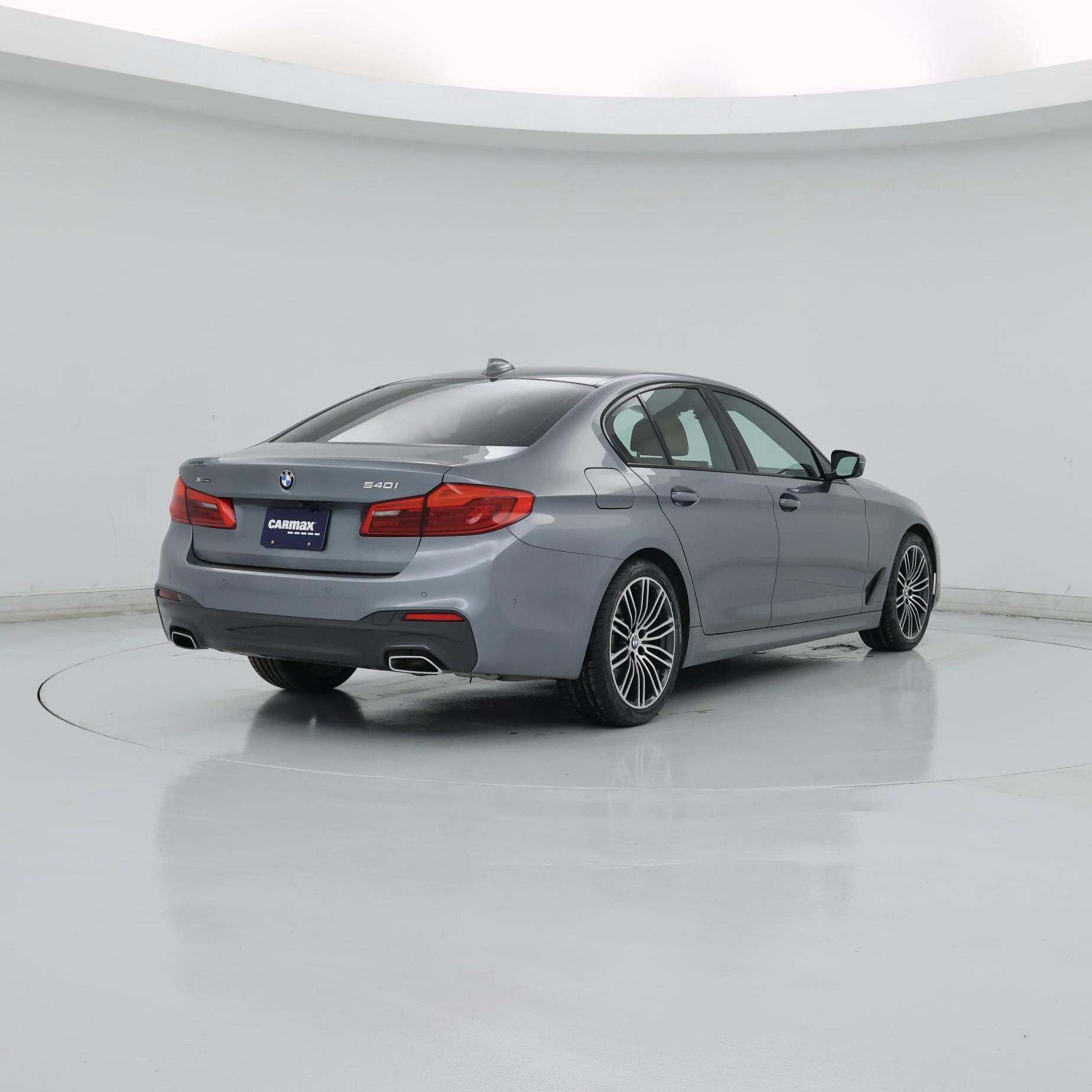 Thumbnail: 2020 BMW 5 Series - 8