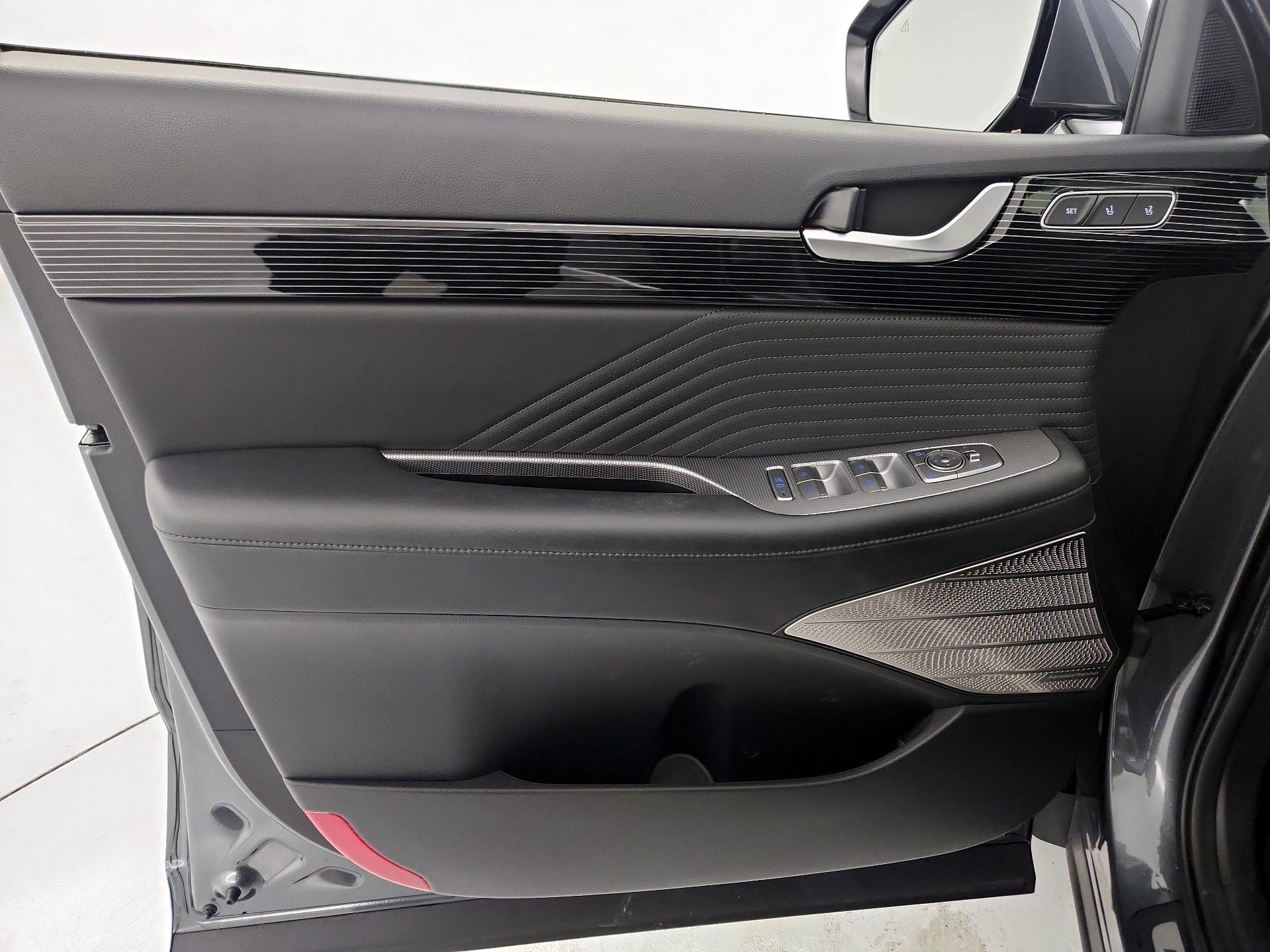 Thumbnail: 2023 Hyundai Palisade - 12