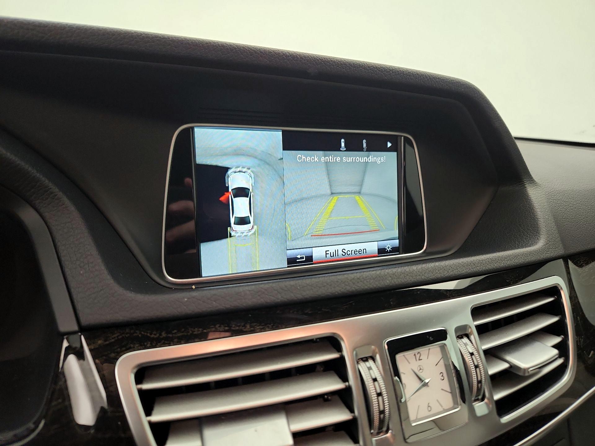 Thumbnail: 2015 Mercedes-Benz E-Class - 14