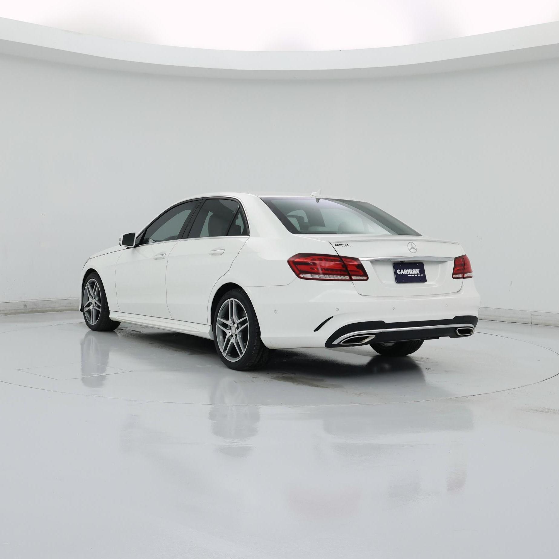 Thumbnail: 2015 Mercedes-Benz E-Class - 2