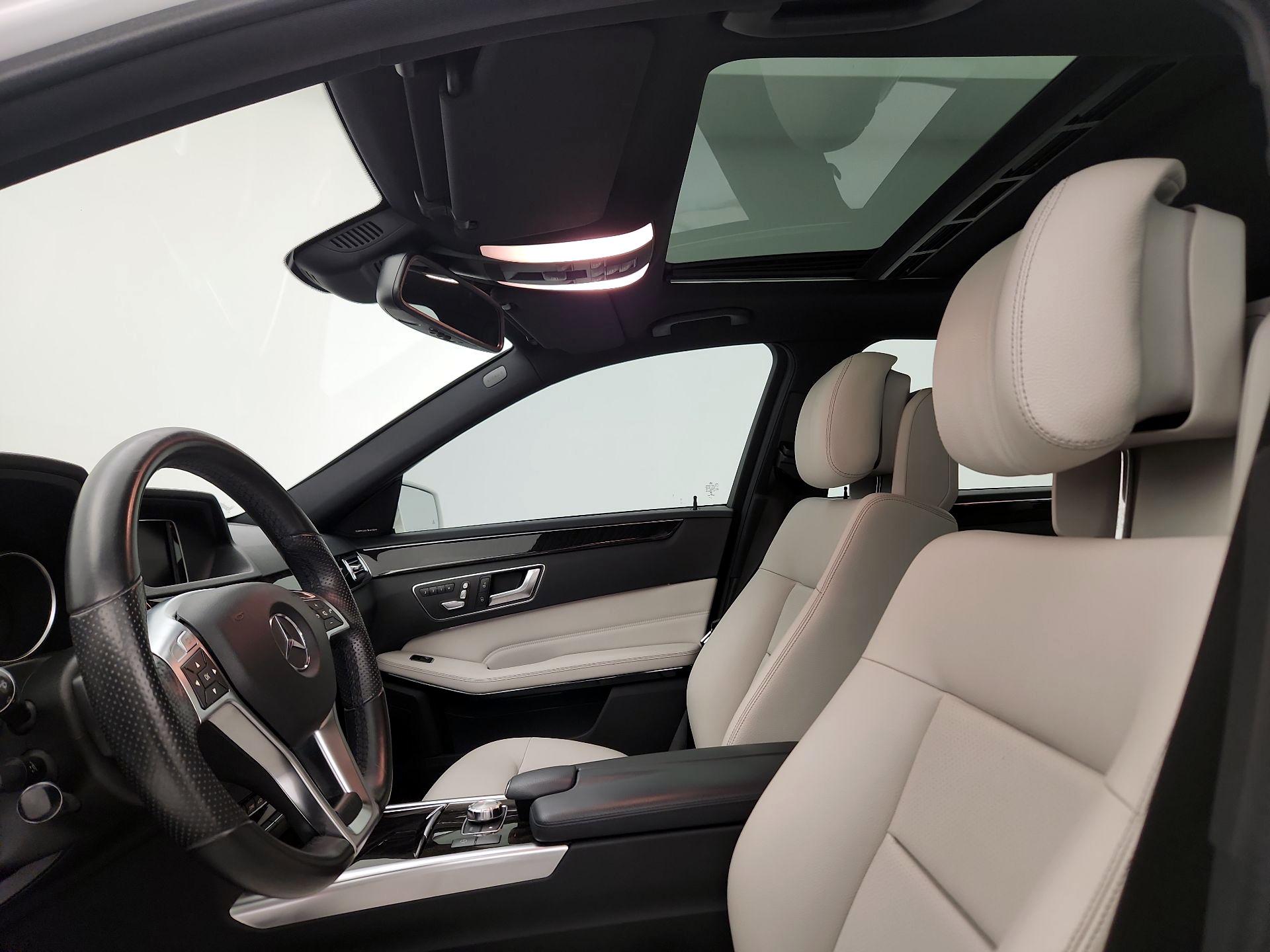 Thumbnail: 2015 Mercedes-Benz E-Class - 19