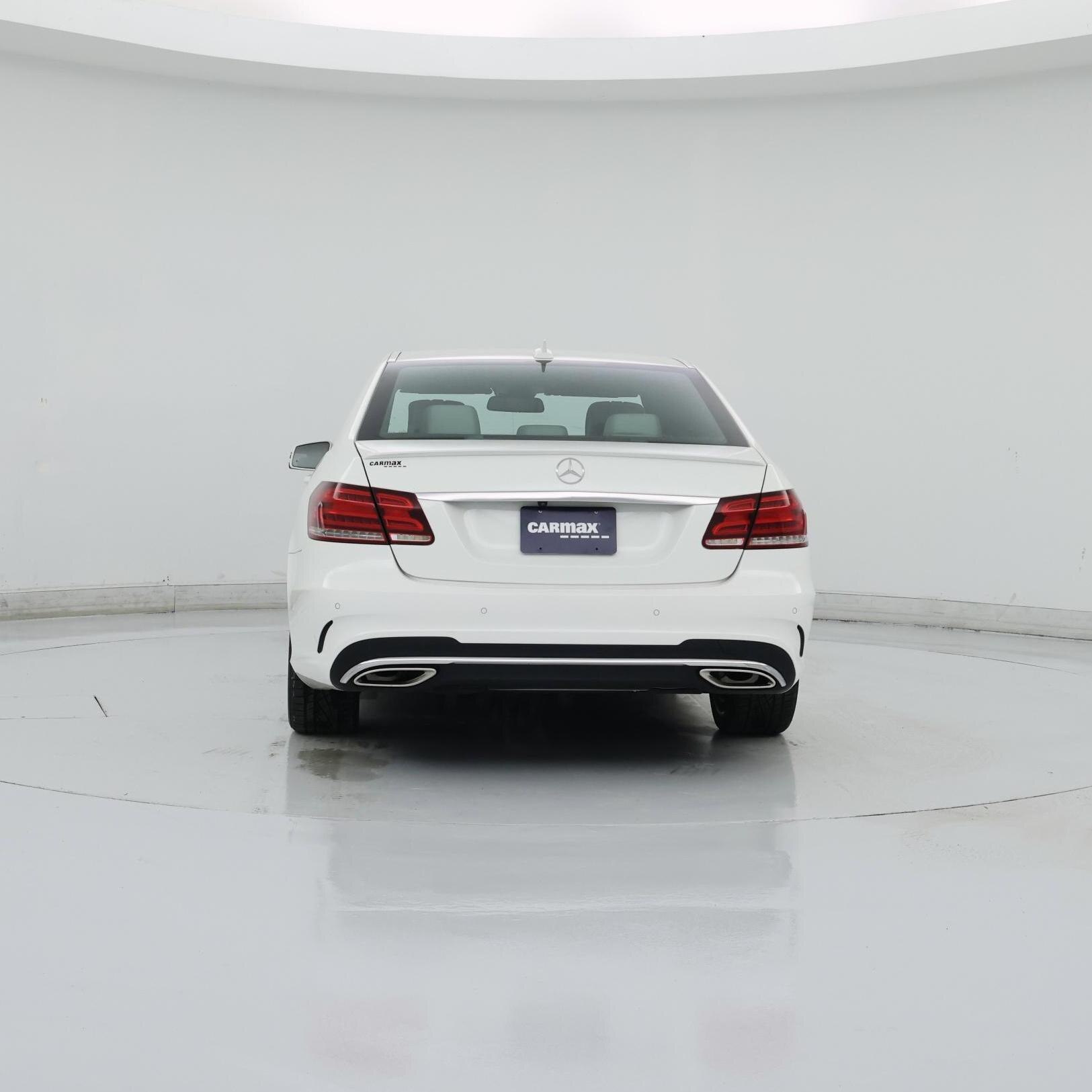 Thumbnail: 2015 Mercedes-Benz E-Class - 6