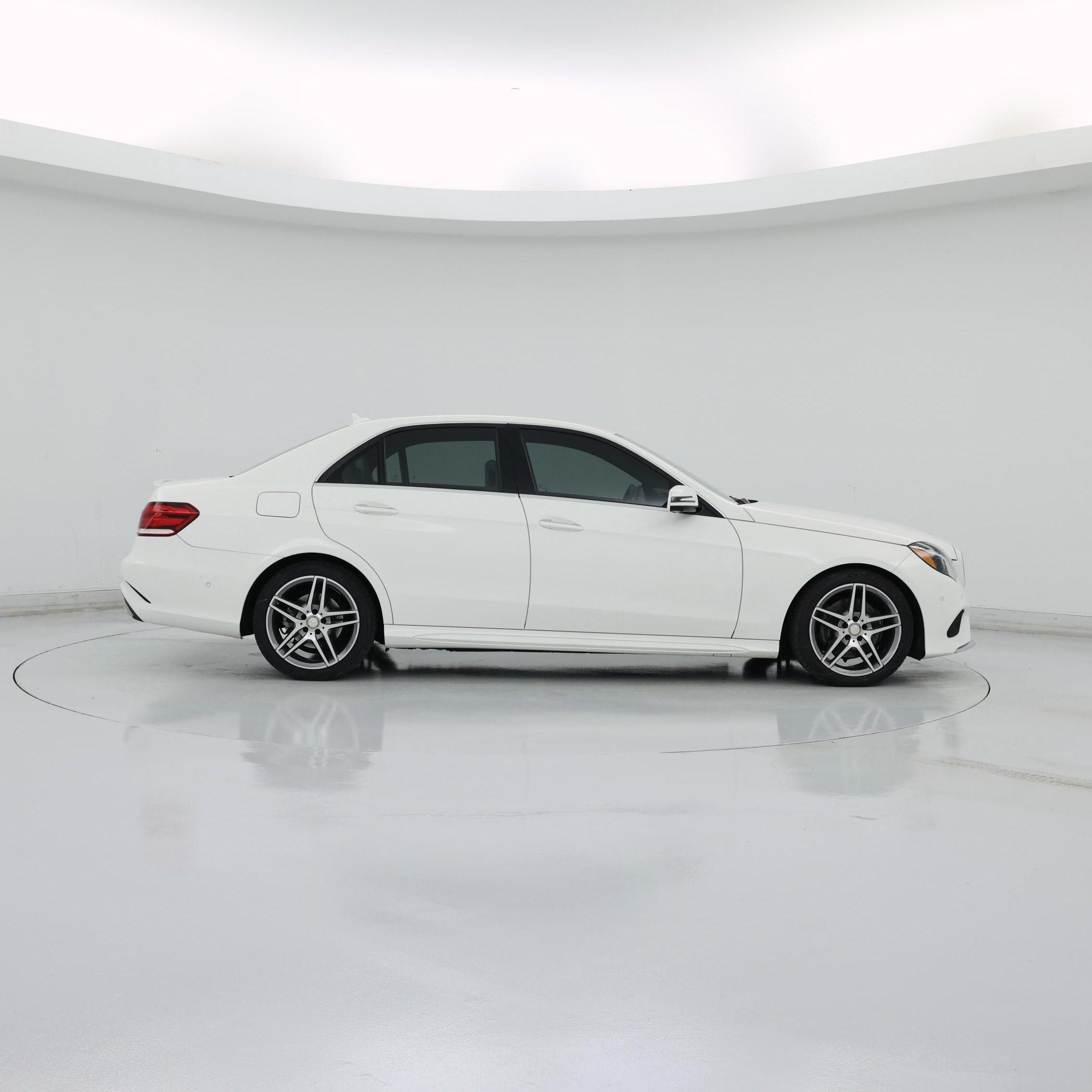 Thumbnail: 2015 Mercedes-Benz E-Class - 7